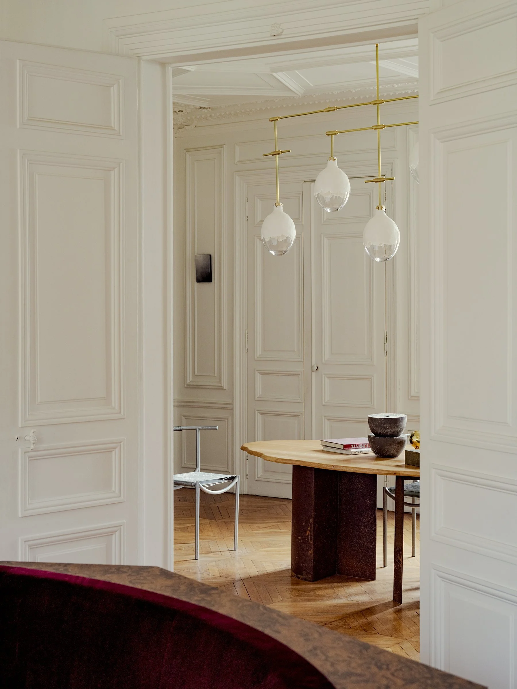 3.1+DINING+ROOM+_Close+up_APT+VOSGES_+Sophie-Dries_Christophe+Coenon_LD.jpg