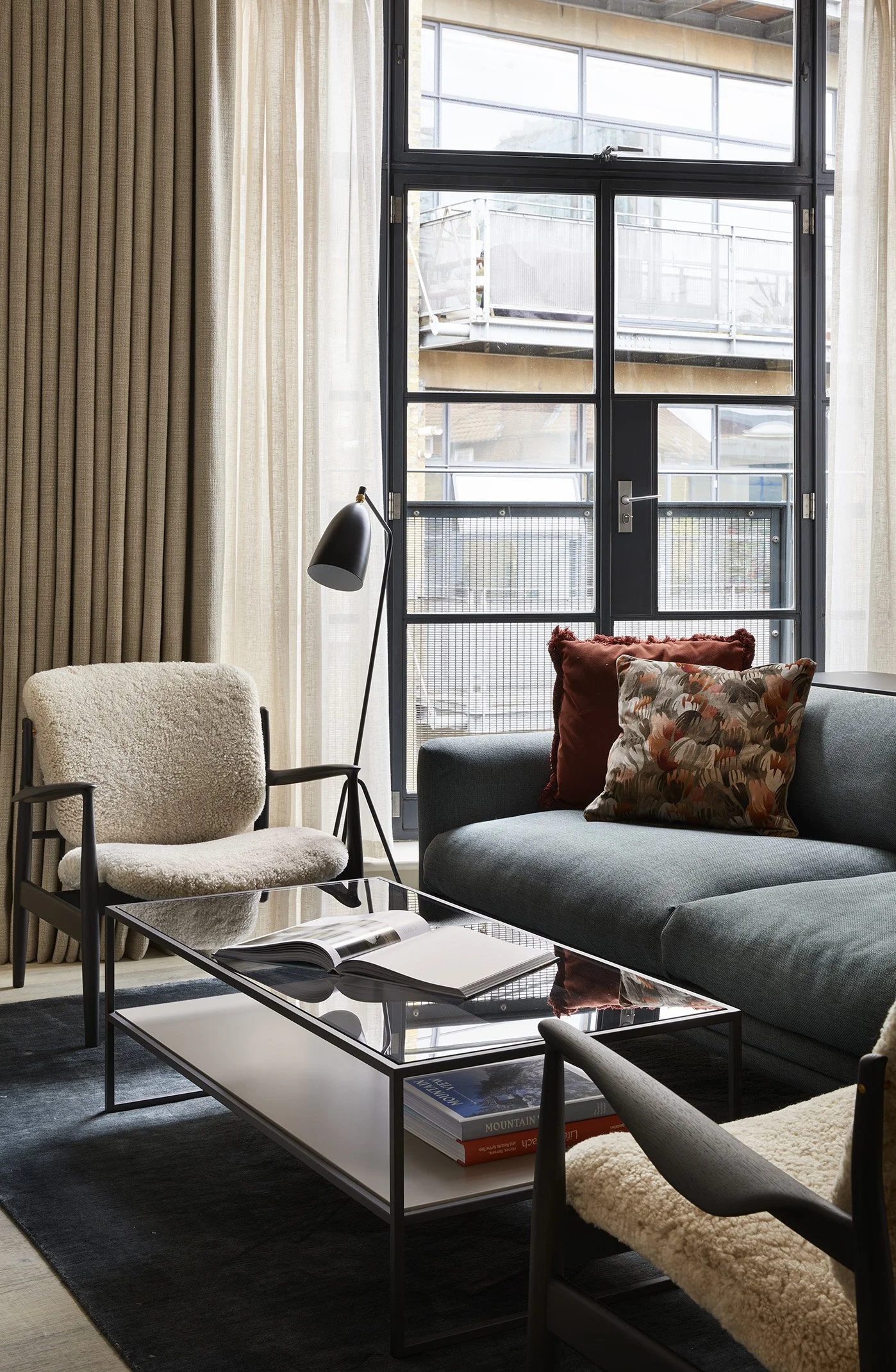 Tannis Paul DC4613 - 005.jpg