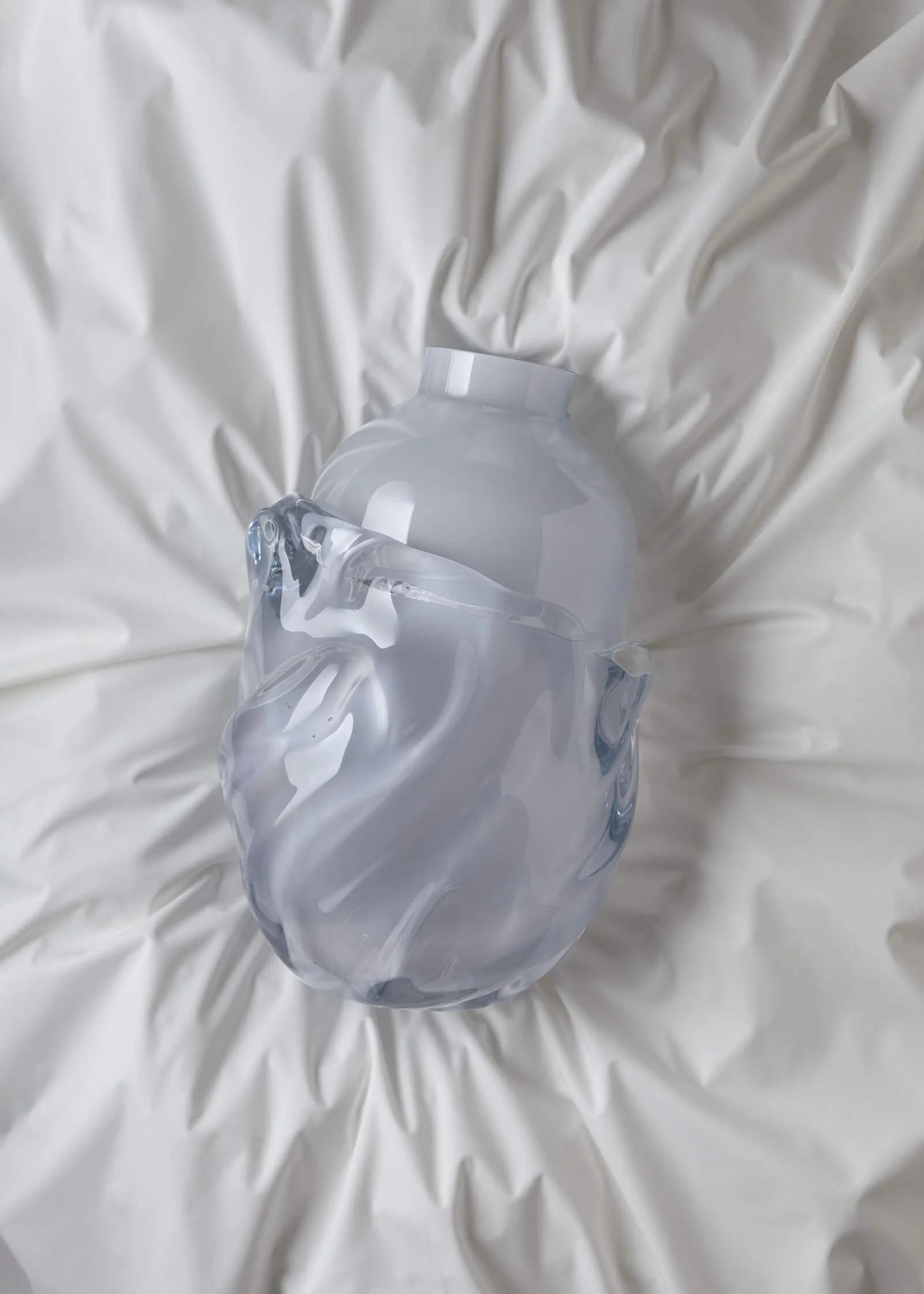 mila-zila-persona vase grey_foto by Anna Pleslova.jpg