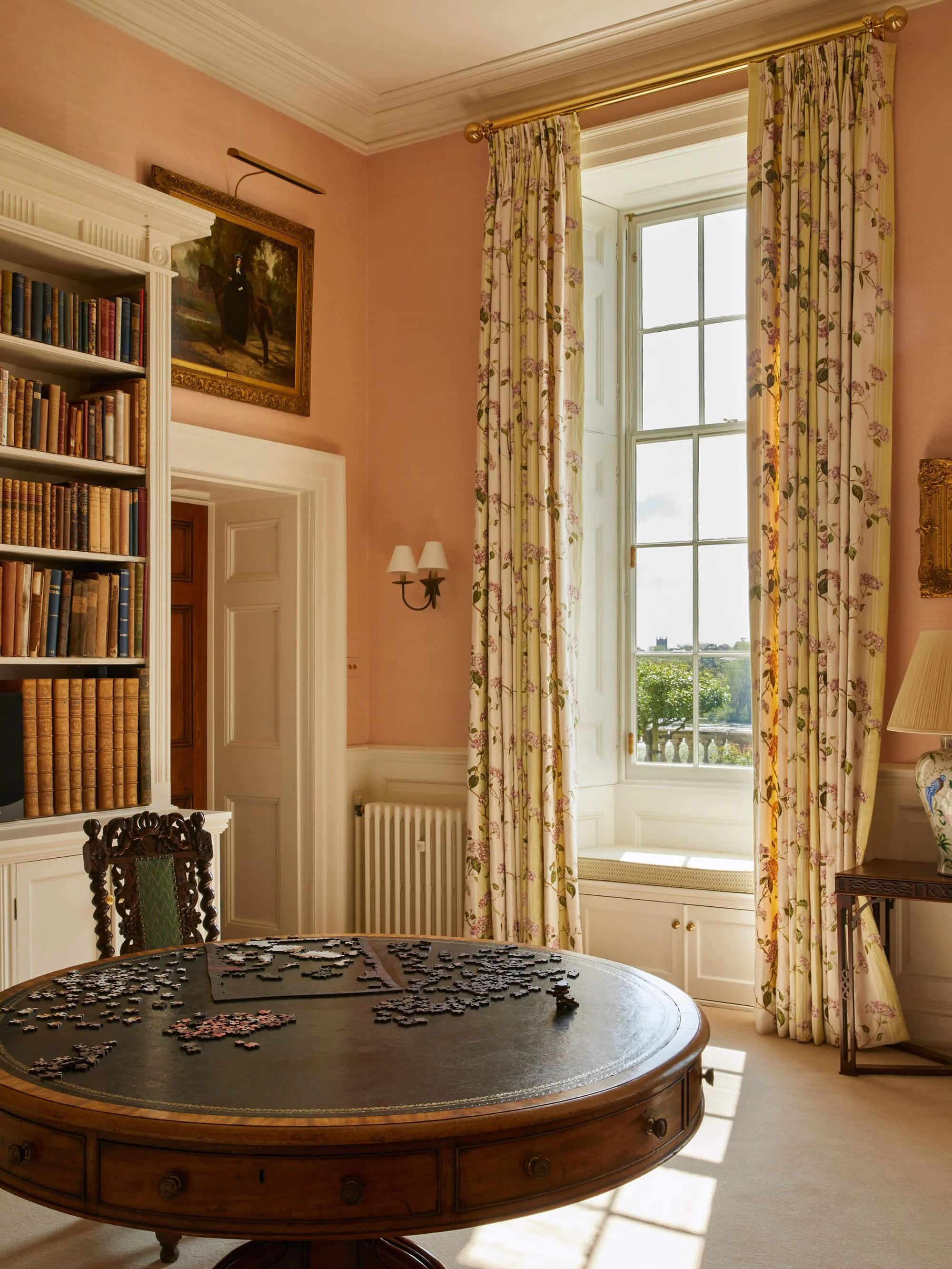 phiber-interiors-norfolk-queen-anne-03.jpg