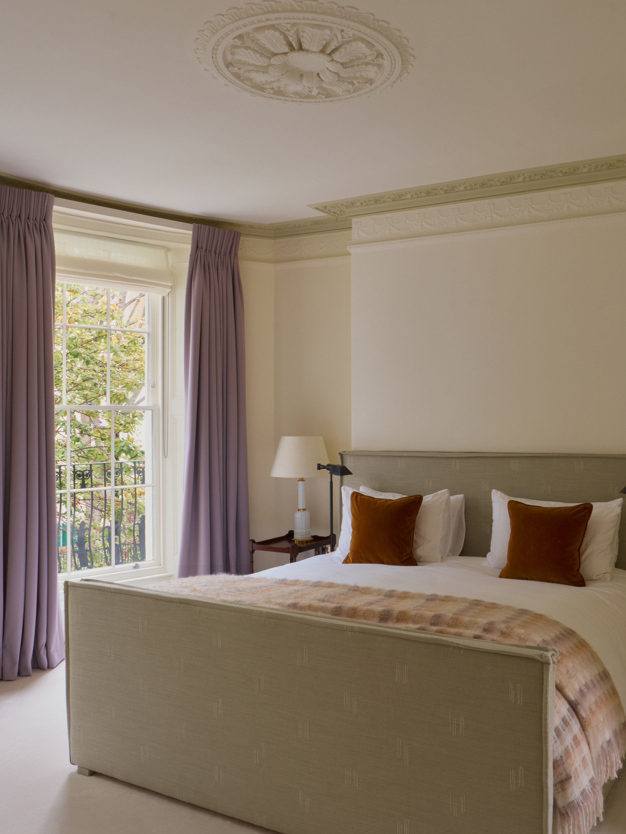 Phiber-interiors-Westbourne-Grove-Master-Bedroom-1.jpg
