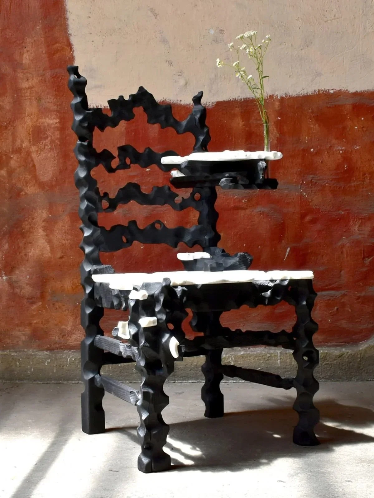Gabor-Gobi-THRONE-Side-table-2024-%C2%A9Gabor-Gobi_01.jpg