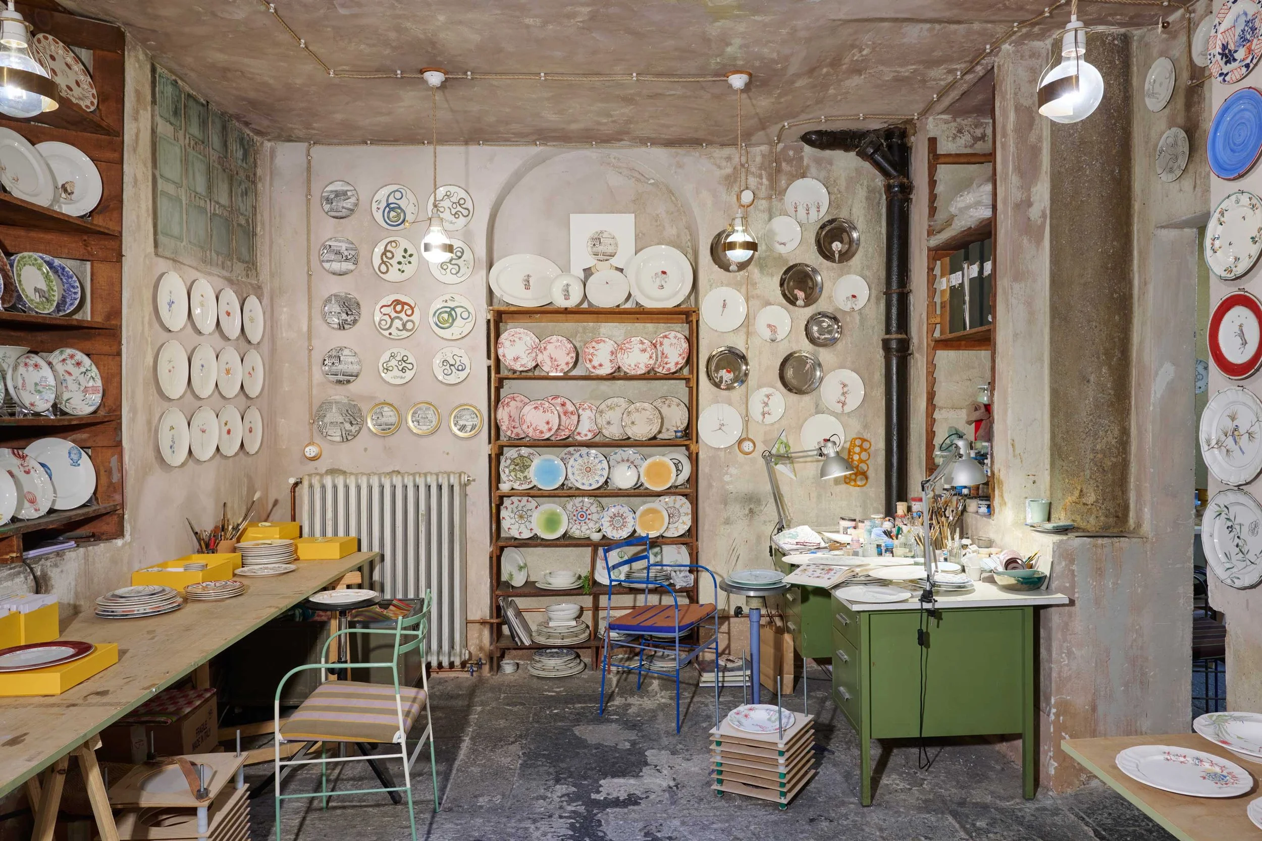 Hand-painted ceramics by Laboratorio Paravicini, Milan artisan atelier