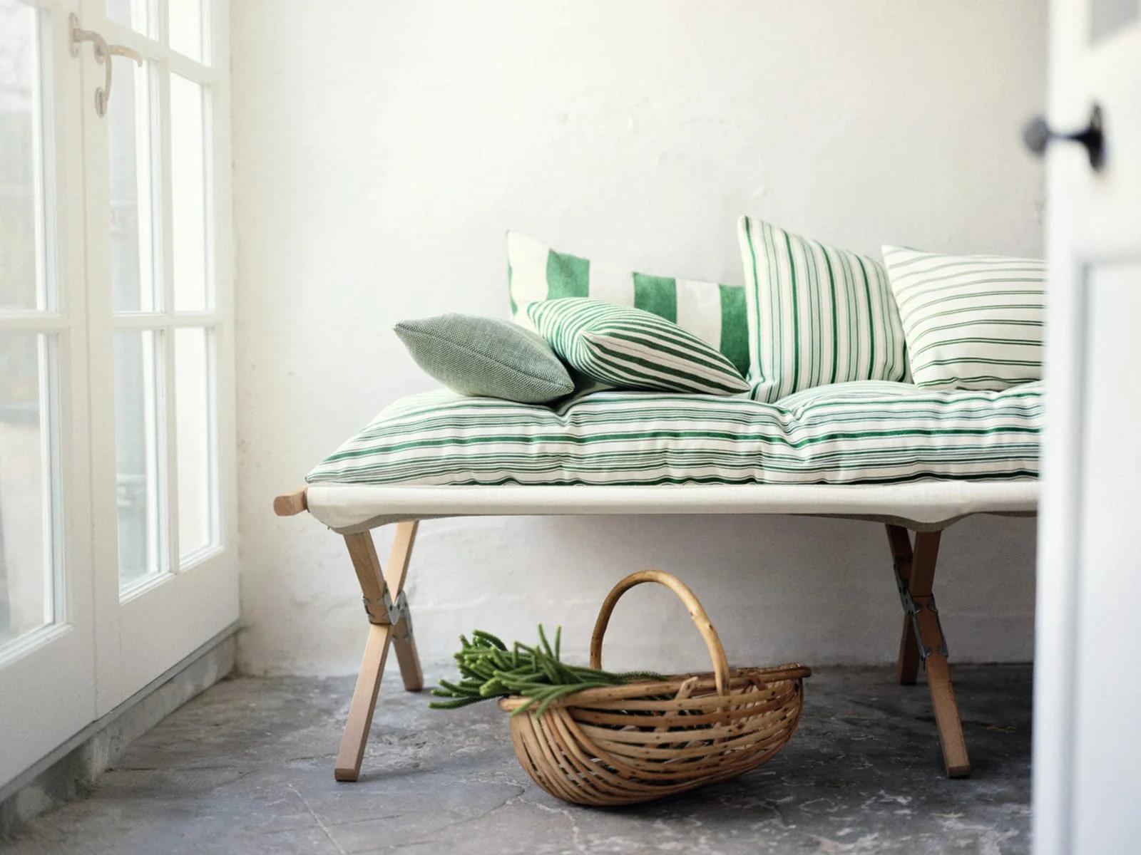 Decorative Élitis fabric surface highlighting graphic pattern and material innovation in modern interiors
