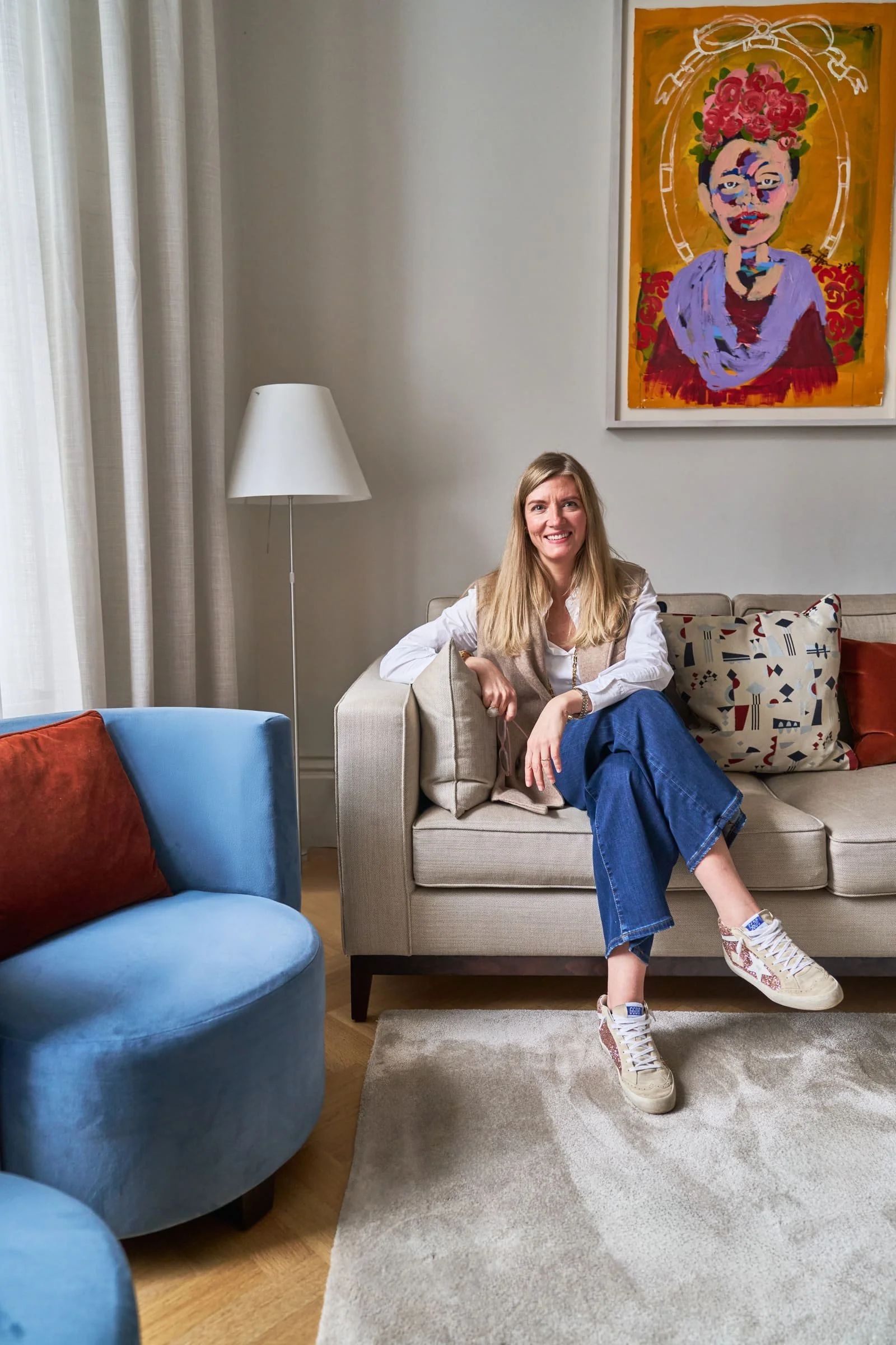 Portrait od interior designer Sidika Owen d'Hauteville in her London office