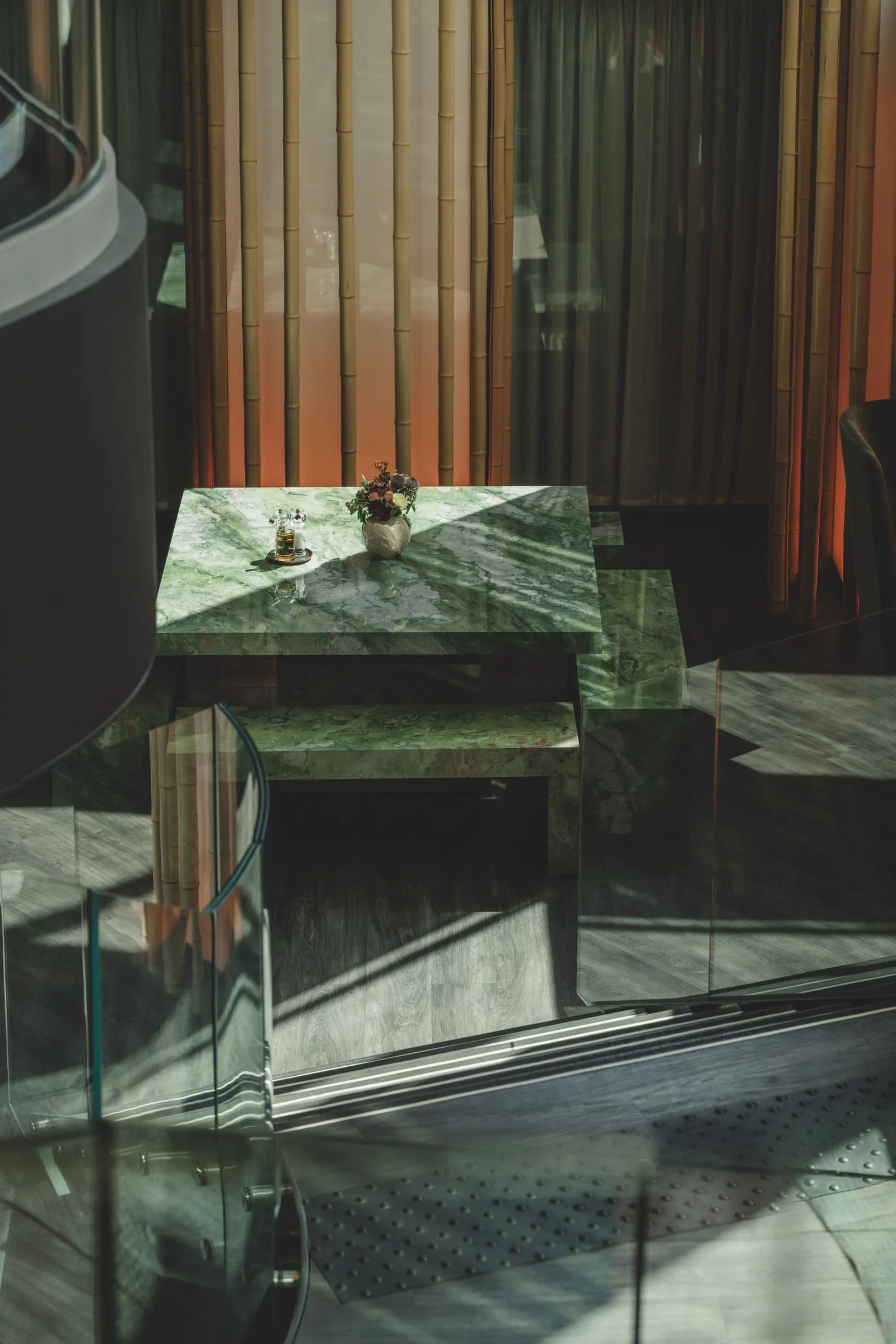 Contemporary workplace interior designed by Albert Angel for Kwerk