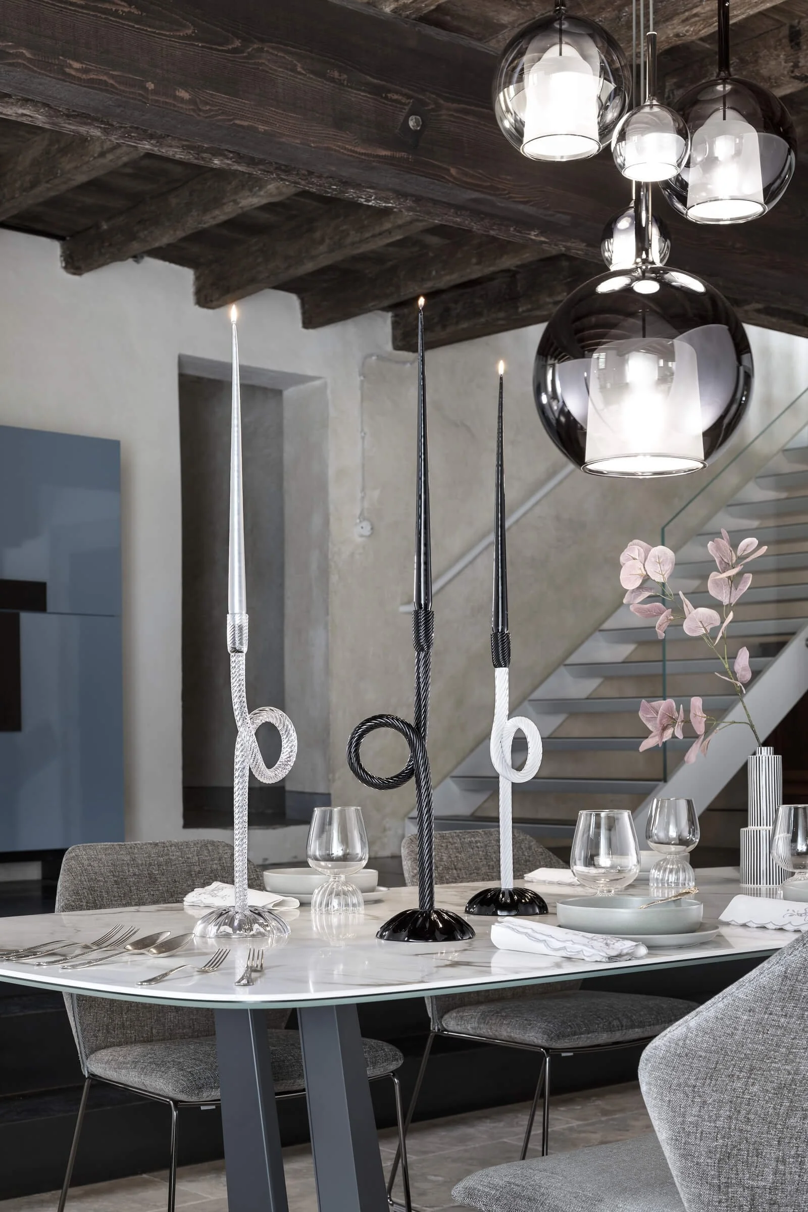 Aina Kari candles made near Venice with local artisans