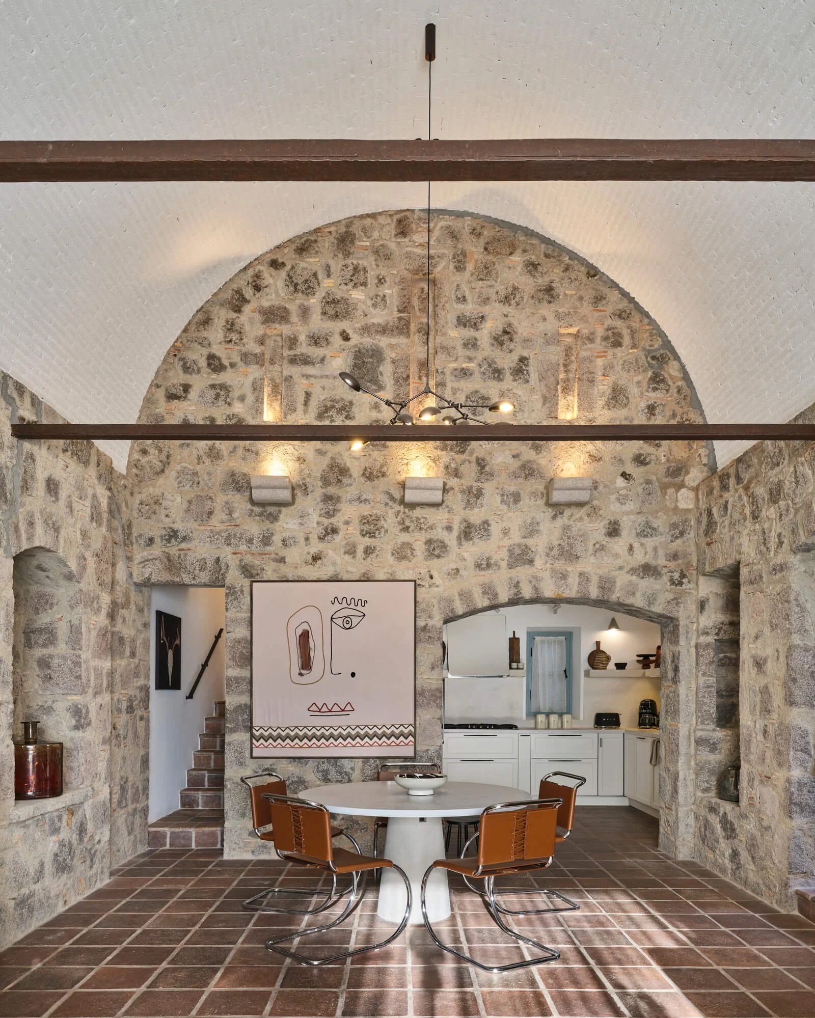 Interior detail showing stone and texture in Esra Kazmirci project