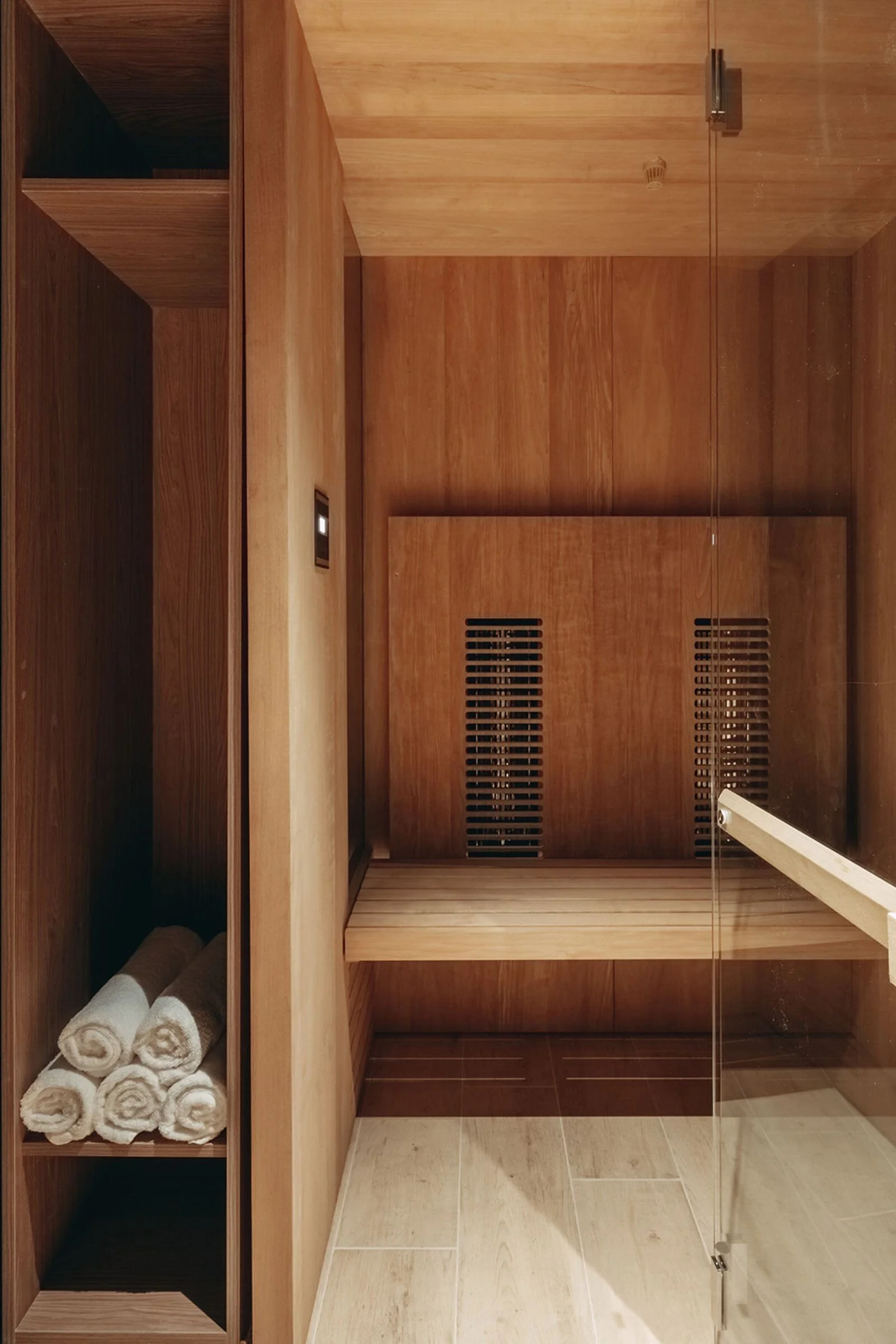 Kwerk Messine interior combining Haussmann architecture with contemporary design