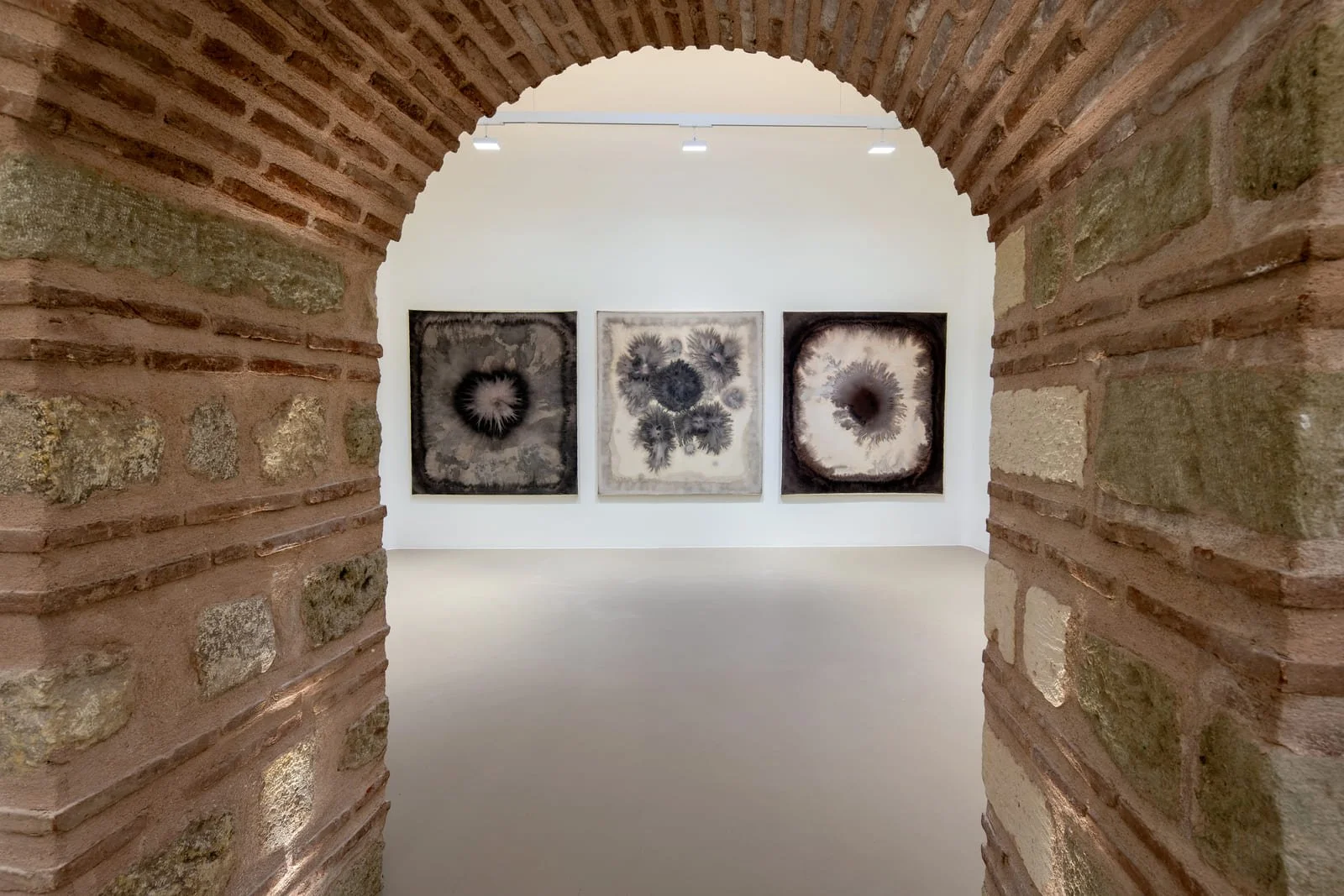 Interior of Galeri Bosfor showcasing emerging artists in Istanbul