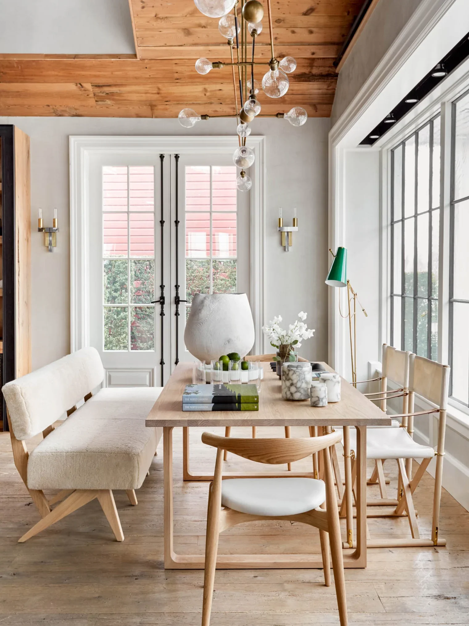 MONC XIII collectible design gallery featuring contemporary furniture and vintage pieces