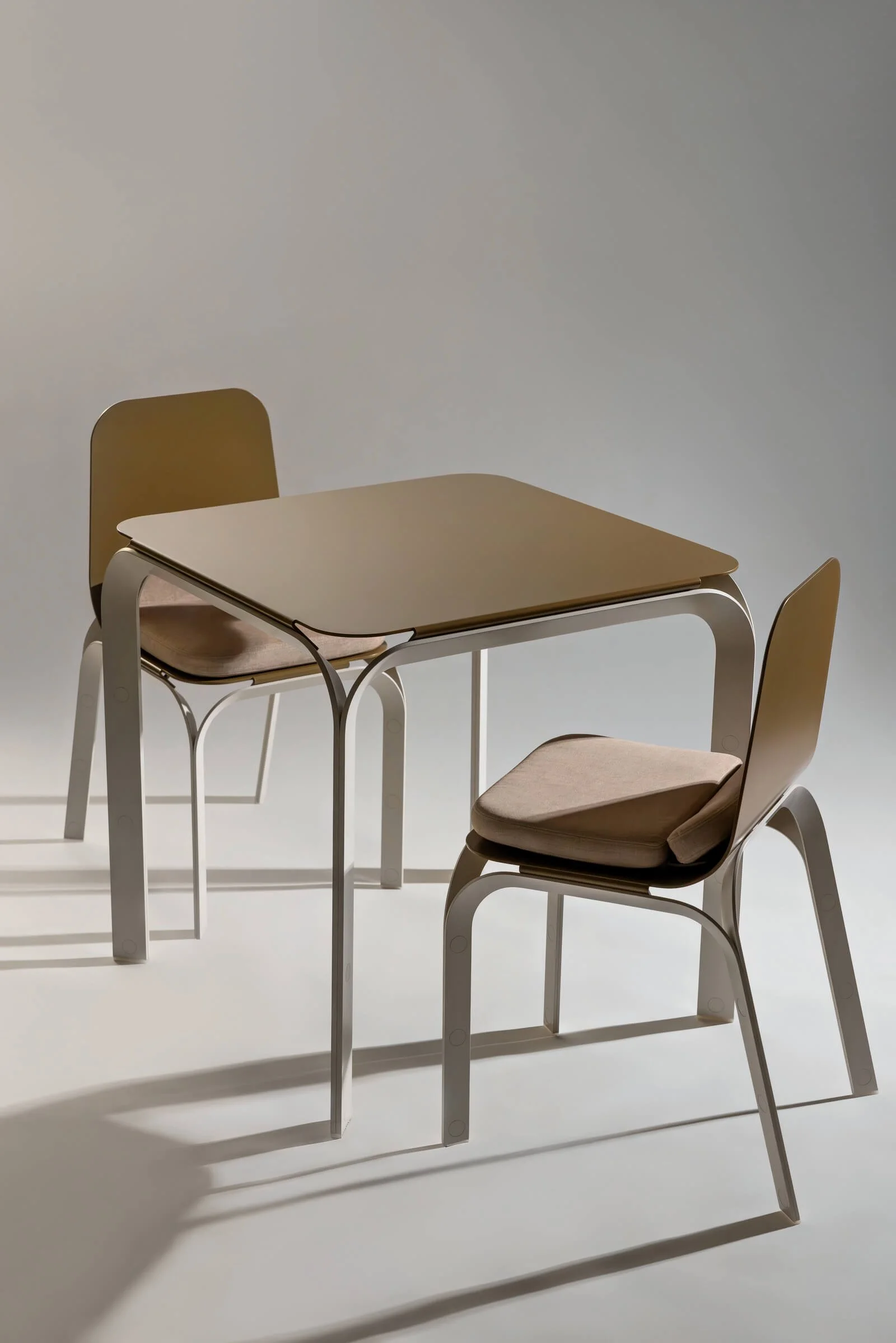 Sculptural metal chair from the Audace Collection by Yla