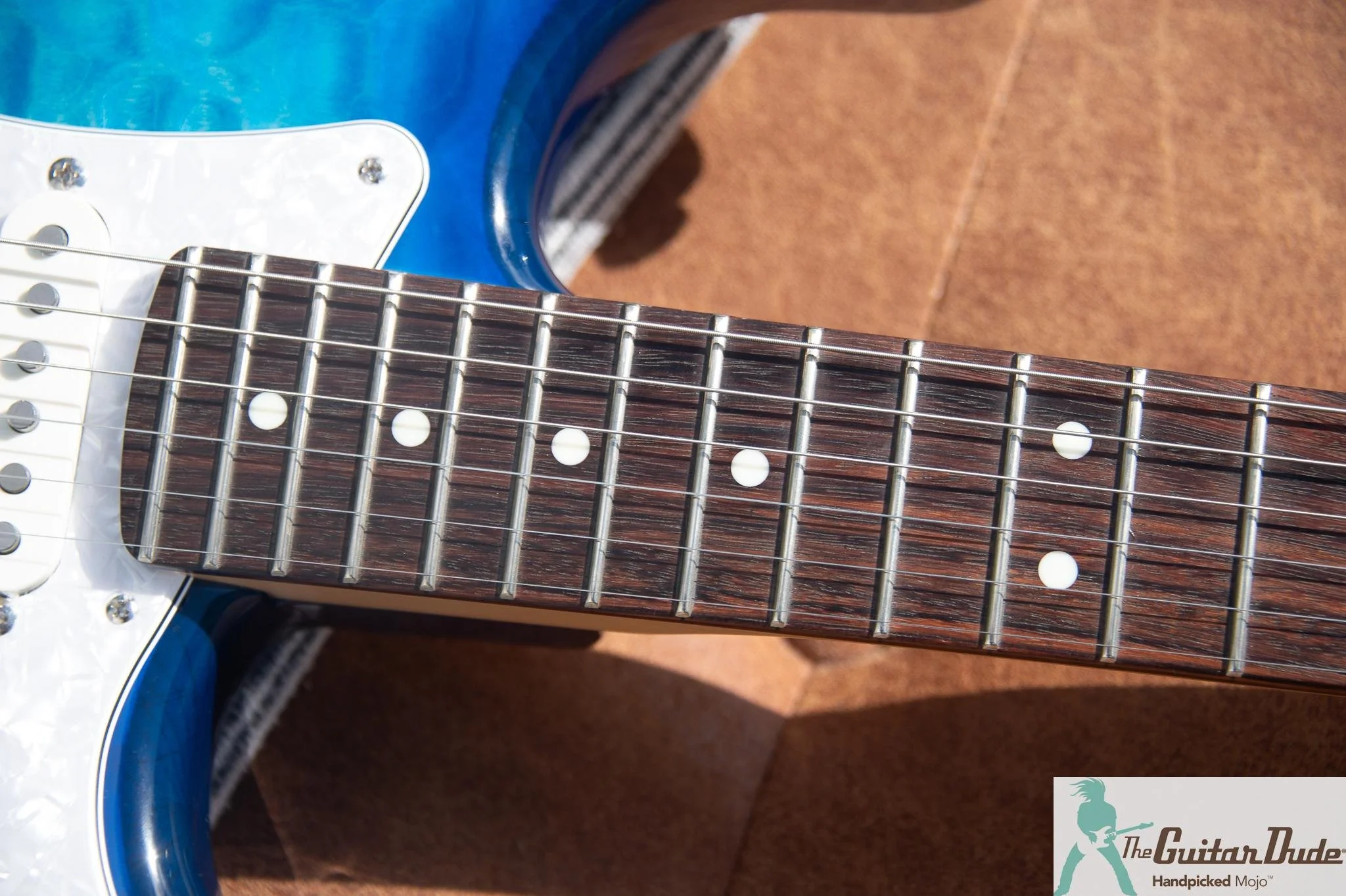 2026 Fender Made in Japan FSR Hybrid II Stratocaster HSS trans blue quilt, photo 11