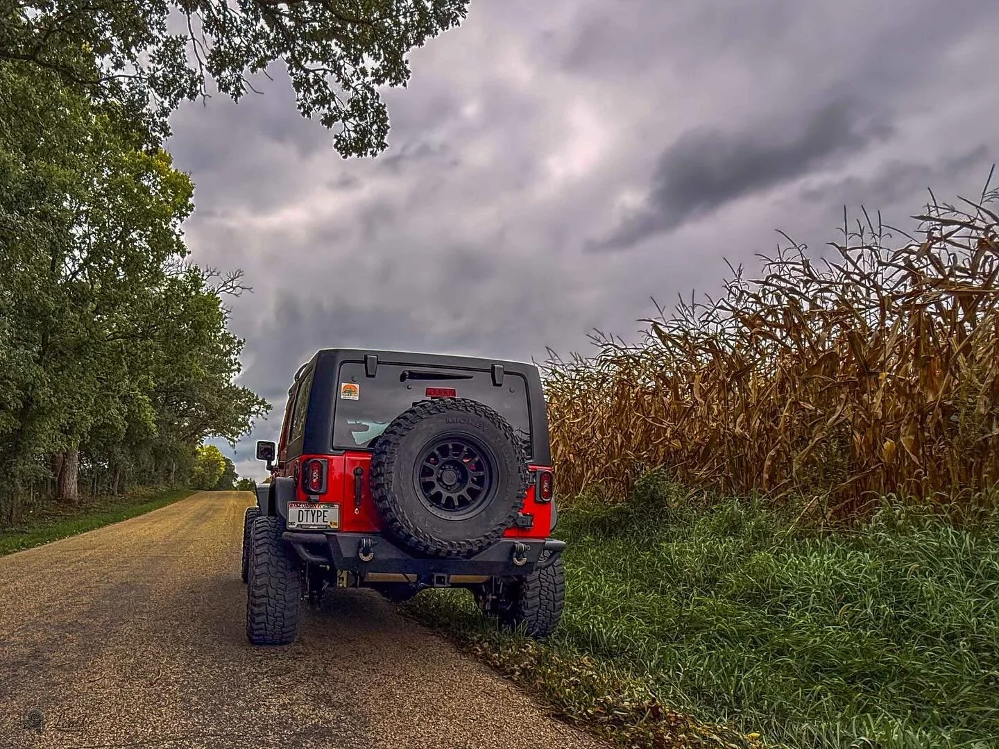 Well, as expected, we&rsquo;ve got some much-needed rain and a bit of a cool-down, but that&rsquo;s to be expected for this time of year.  The shot today is a bit of a mood shot to match the weather. 

 #tushytuesday #jeeplifestyle  #jeeplifestyle #j