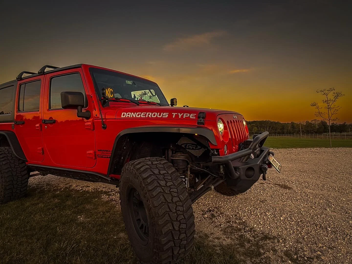It&rsquo;s Friday &mdash;or front-end Friday, as we like to say.  I must say, even though I&rsquo;m sad to see summer go, I do enjoy the cooler temps now.  And the fall colors are starting throughout the state.  I wish I were at the Crandon ride this
