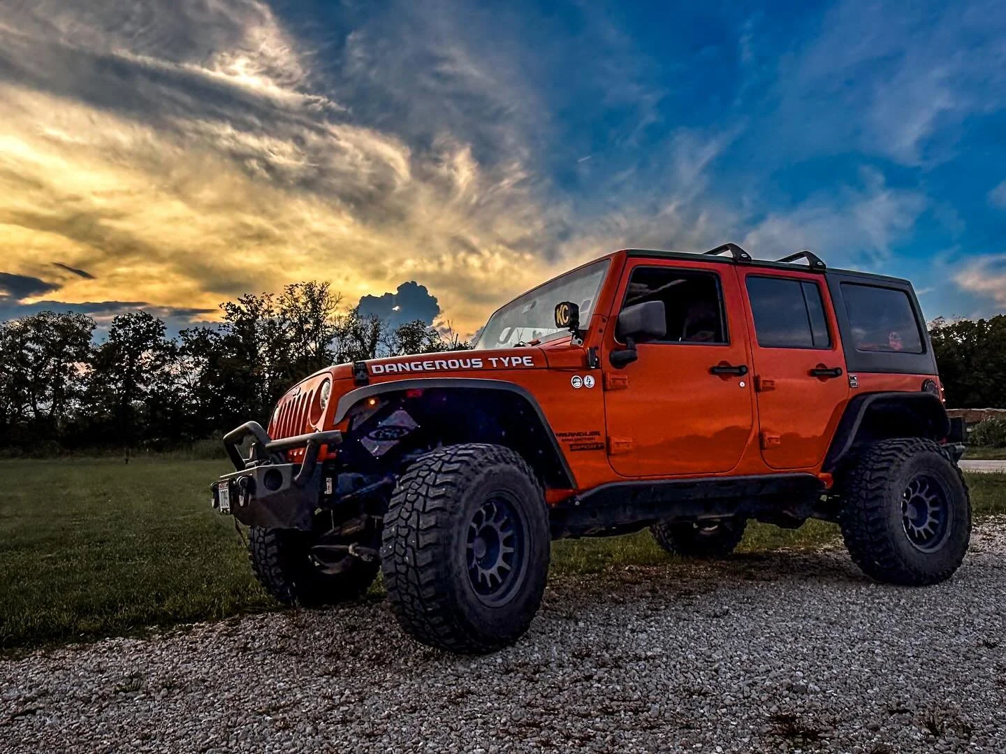 Waking up to another sunny day, like yesterday, though a bit of a Chill, convoying and meeting up with other Jeep Groups at Mar&rsquo;s Cheese castle made for a fun day. Oh yes, and since we made a stop in that area, we stopped at Brat stop for lunch