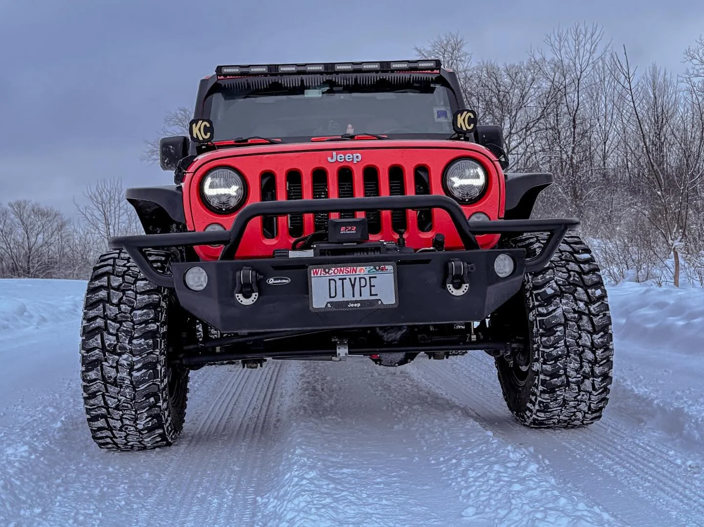 A colder front end Friday, with much cooler temps on the way.  Stay warm out there, and make sure to have emergency kits in your Jeep. Just in case!

#jr_jeep #Sunday #jeep #wrangler #jeepwave openroadwinch jeepvibes dailydriver jkwrangler jeepjk  op