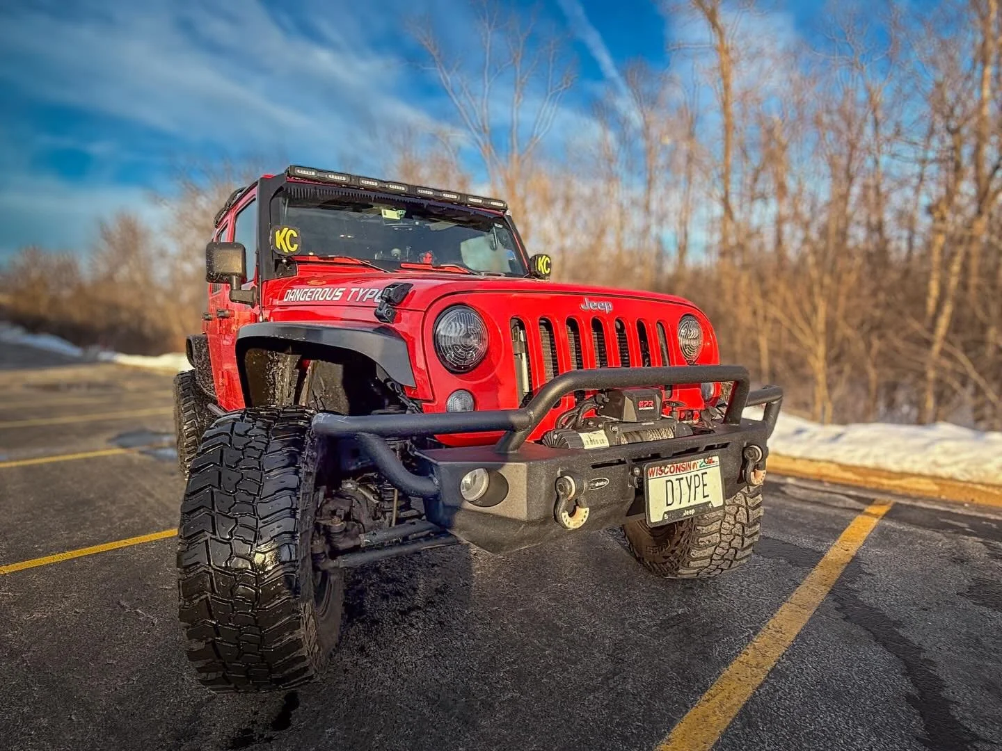 Wednesday is here, the last hump day before Christmas, and it&rsquo;s a great time for Jeep lovers to hit the snowy trails. The fresh snow is perfect for off-roading, and local enthusiasts are excited to gather and show off their modifications. 

As 