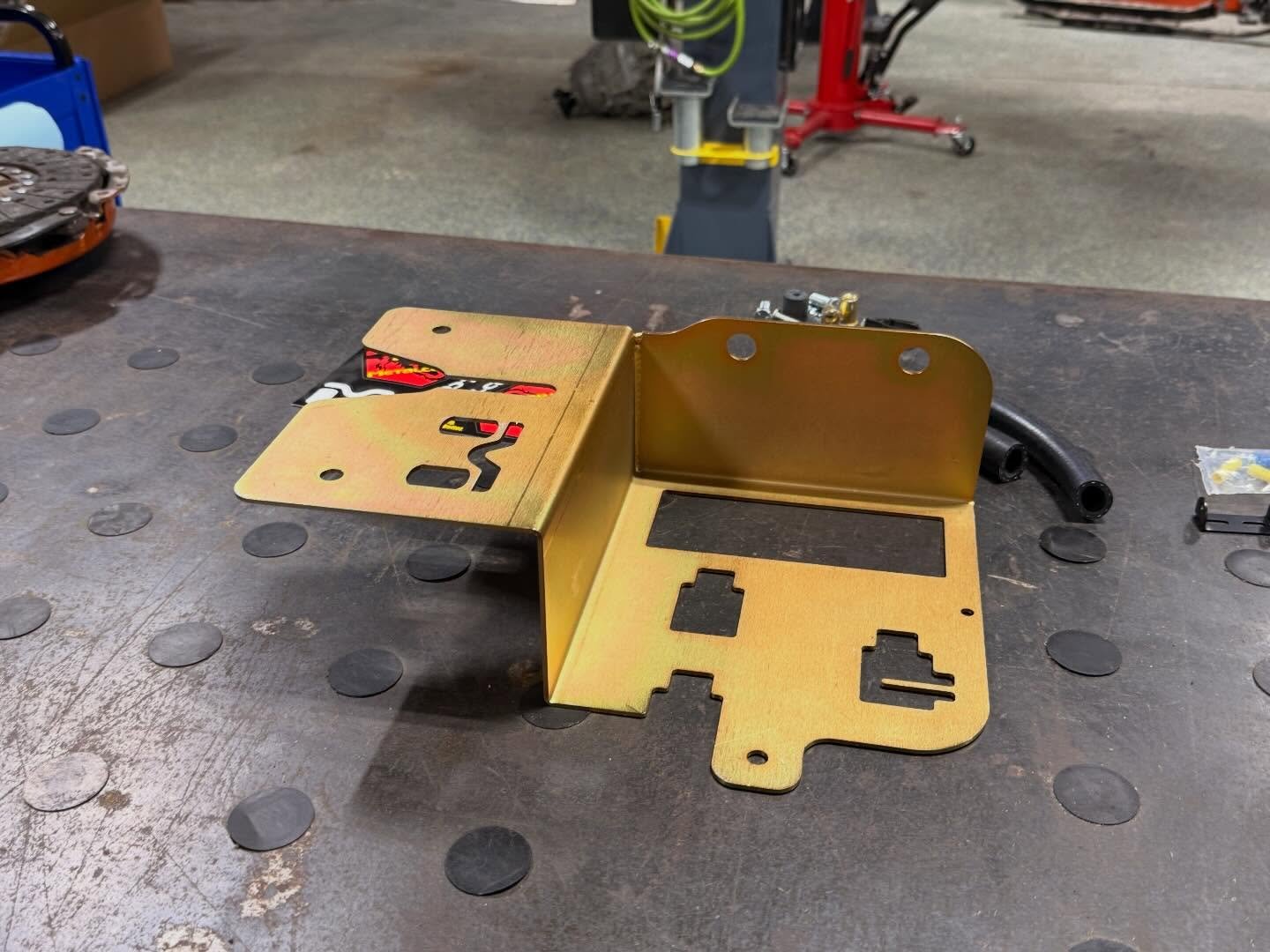 Check out this video on the Metalcloak evap canister relocation kit!  https://youtu.be/BGAVR__eqj8?si=CHwLhR_LUk3zZslK