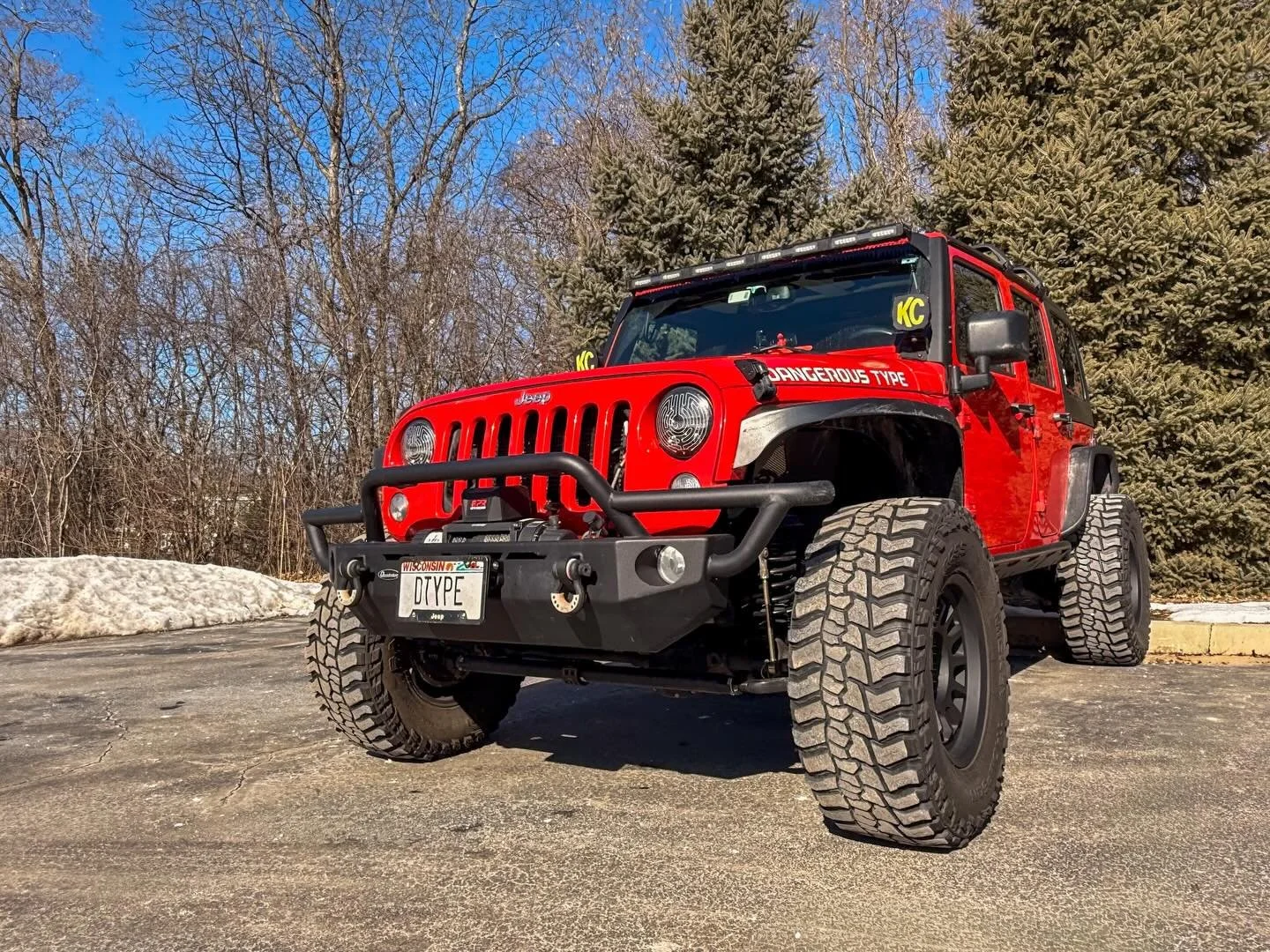 Side shot Thursday, partly cloudy today and mild temps, the snow continues to melt bit by bit-feels like spring is on its way! I captured  on the same date in 2018 a Bald Eagle in Sauk City, WI, on the Wisconsin River below the dam-one of my first ve