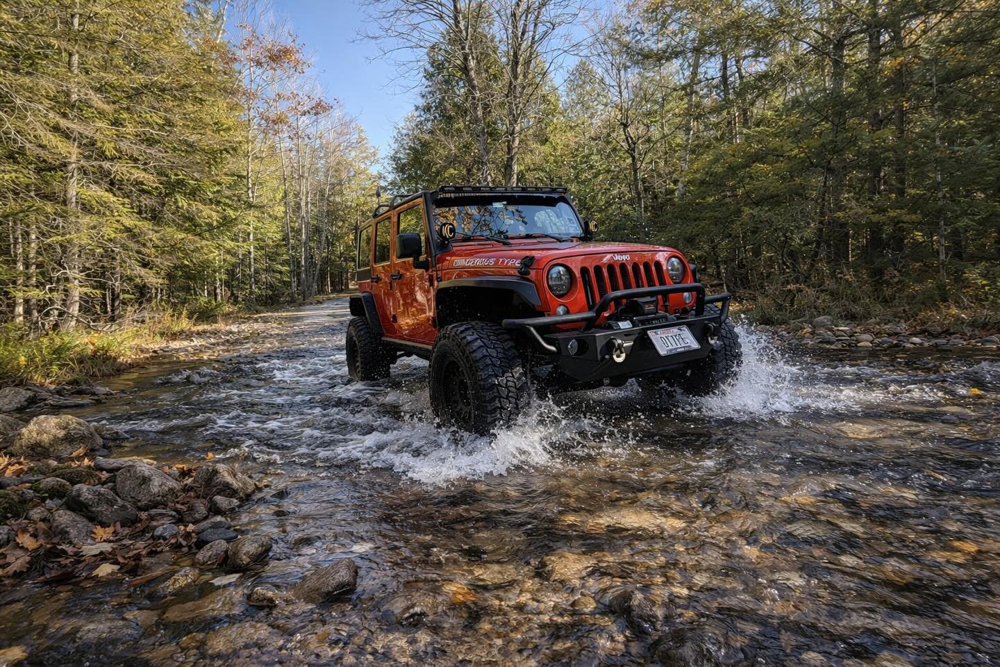 Wish I was doing this!
#jeep #offroadi̇ng #forest #nature_obsession