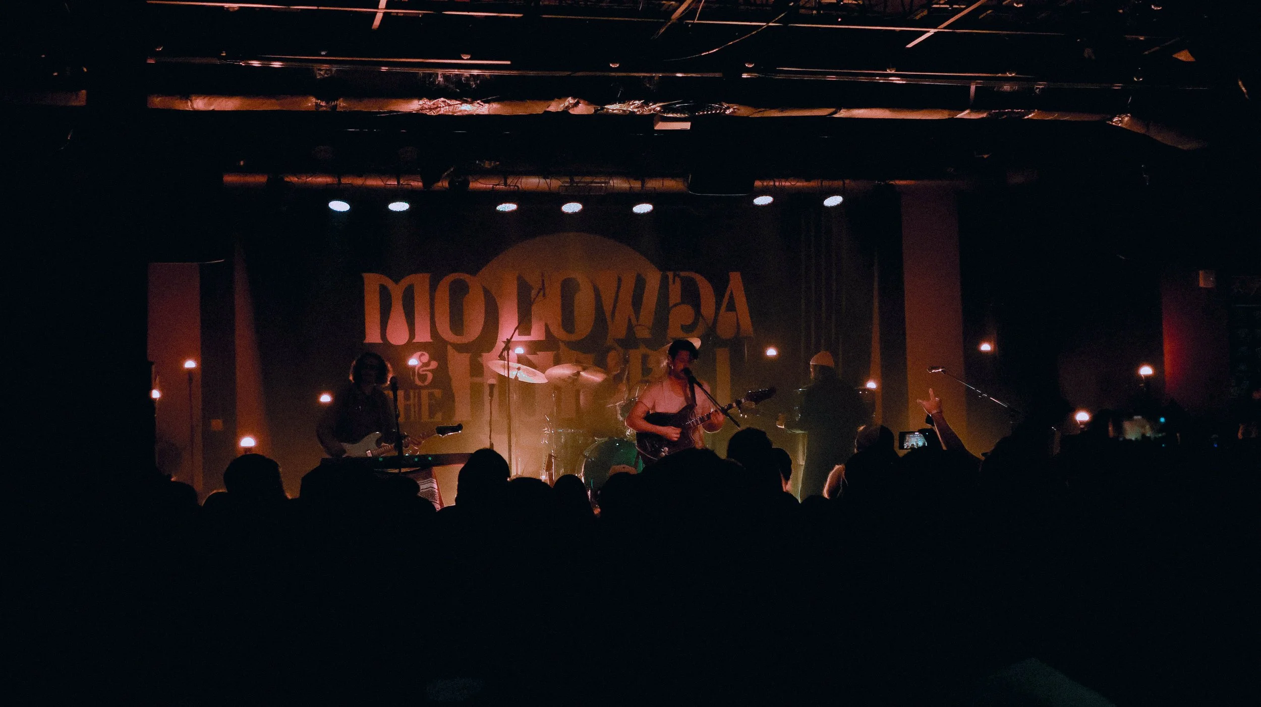 MO LOWDA AND THE HUMBLE