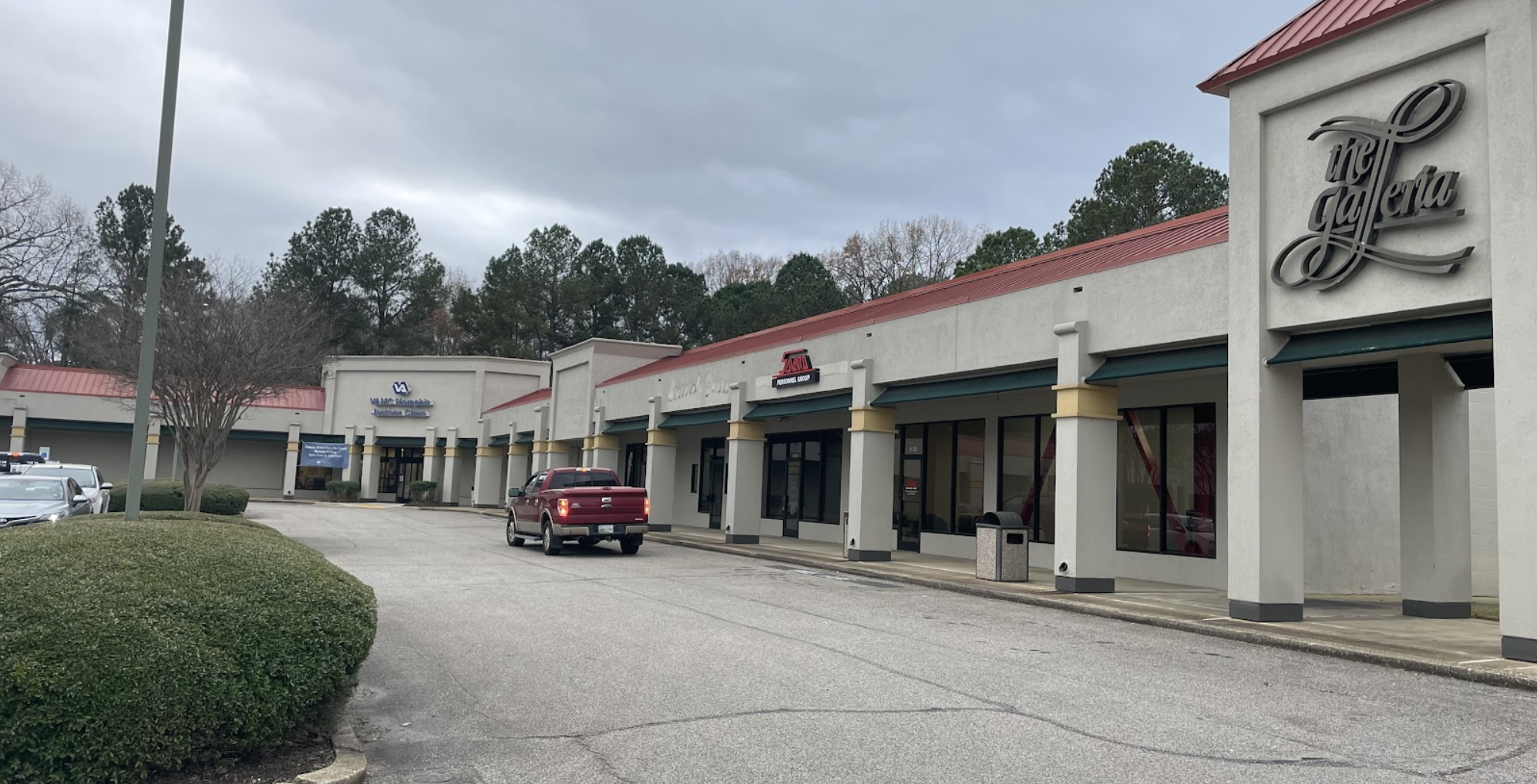 Exterior of HCB Realty commercial building for lease at The Galleria - 180 Old Hickory Boulevard, Jackson, TN 38301.