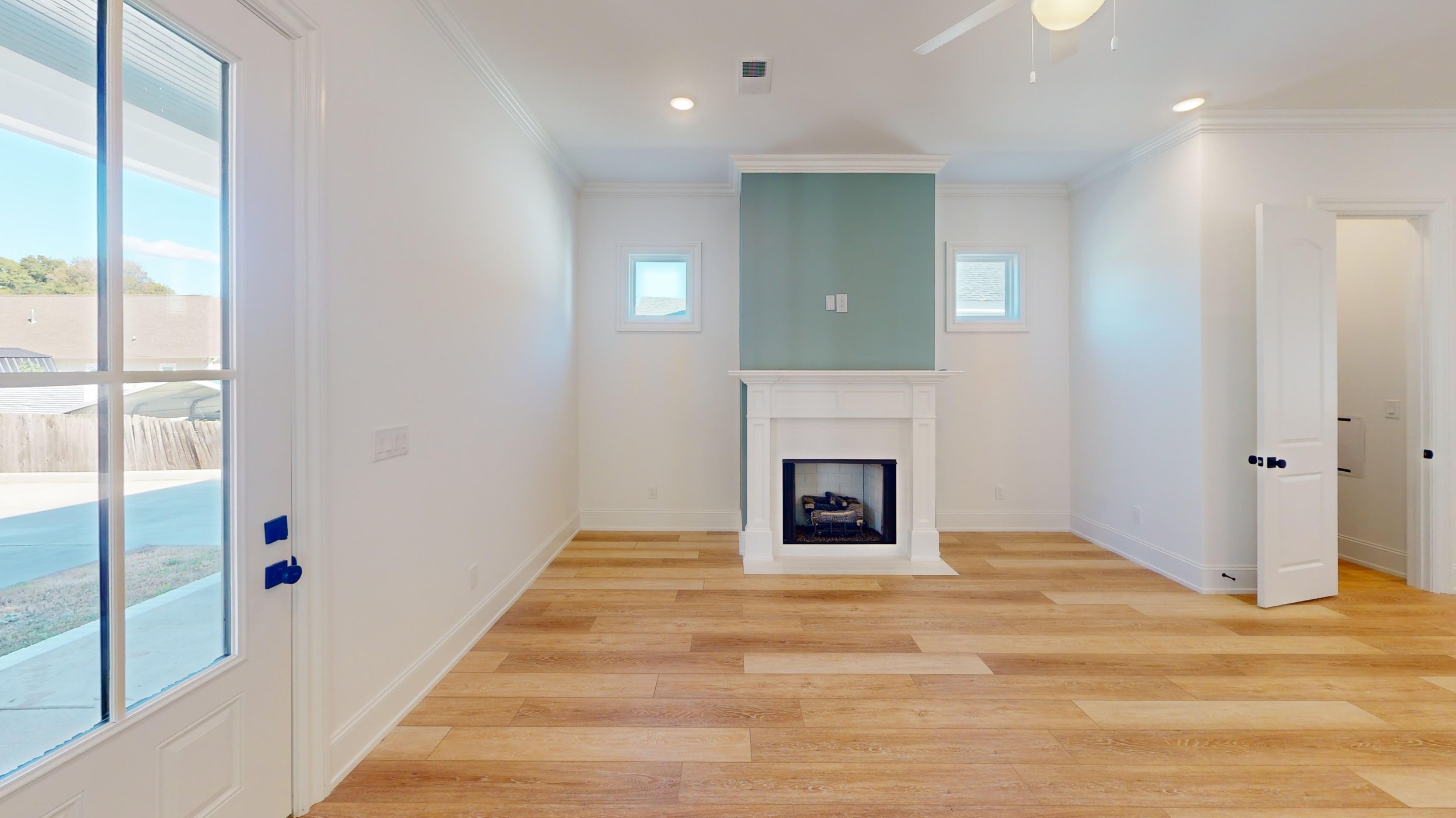 123-W-Deaderick-Living-Room.jpg