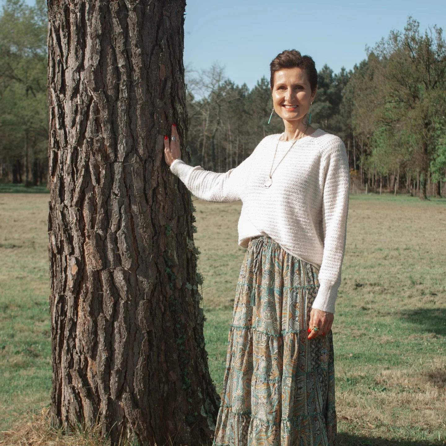 En cette fin de cycle, mon c&oelig;ur s&rsquo;incline dans une profonde gratitude 🙏✨
 
Merci &agrave; toutes les &acirc;mes qui ont &eacute;t&eacute; guid&eacute;es jusqu&rsquo;&agrave; moi cette ann&eacute;e, &agrave; celles qui m&rsquo;ont accord&
