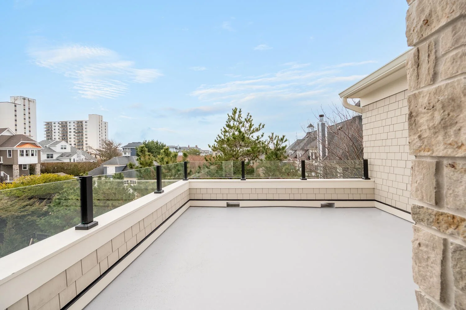 25 Seaview Ave Monmouth Beach-large-024-003-DSC 8959HDR-1500x1000-72dpi.jpg