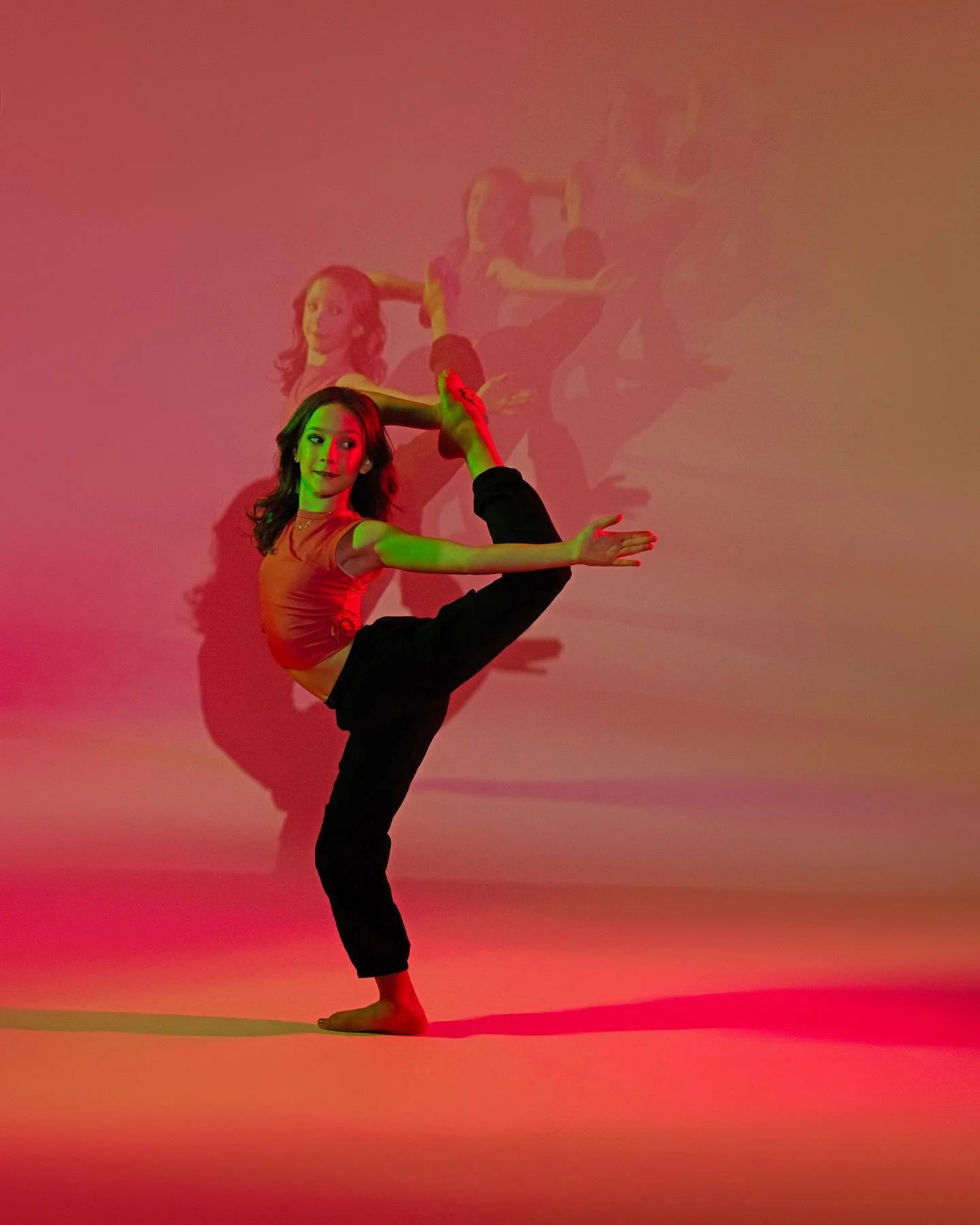 Every click echoes the heartbeat of dance, capturing the pulse of passion. 🌈
.
.
💃: @dottidancer 
.
.
#dancer #dance #dancing #dancephotography #photography #miami