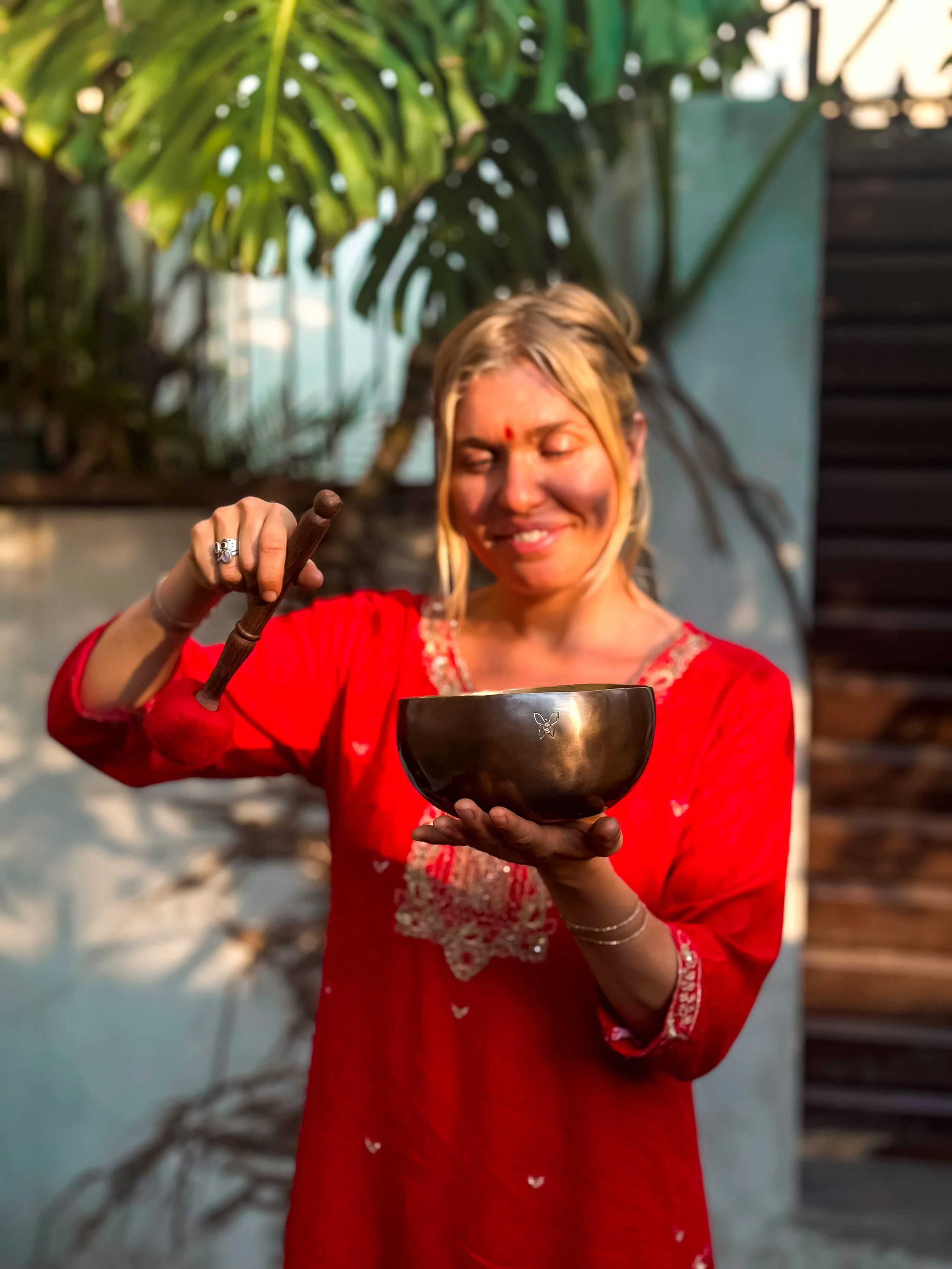 Singing bowl