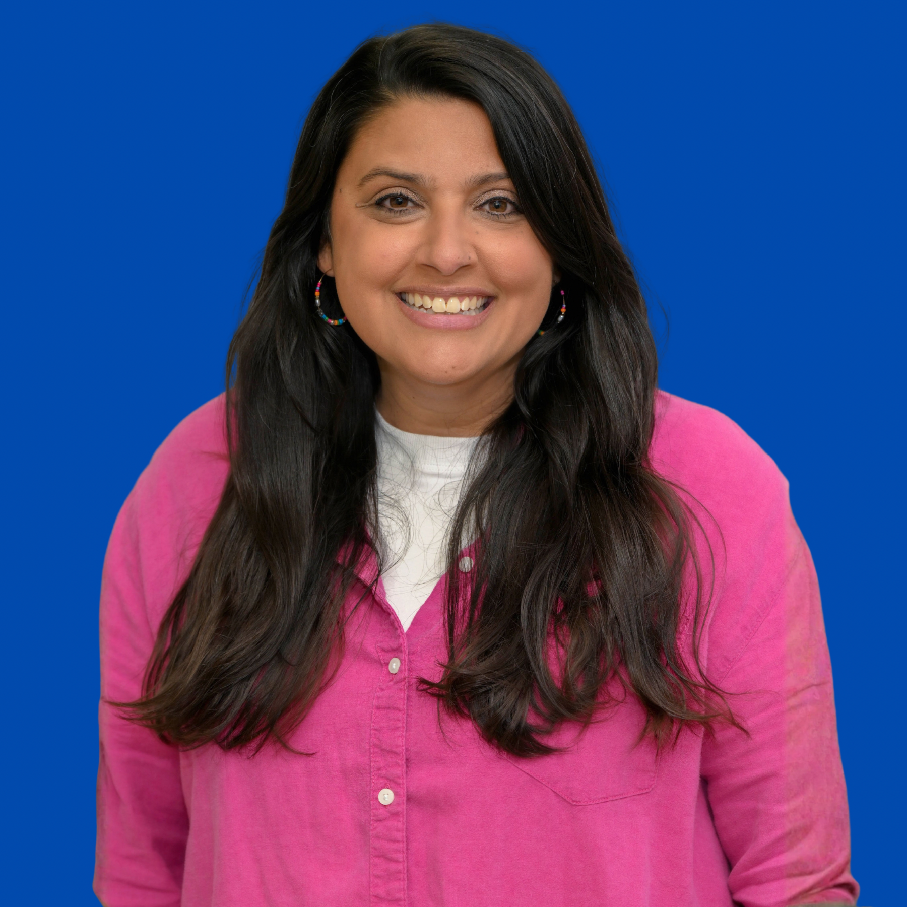 Candidate Headshots Blue Back - Holly - 10.PNG