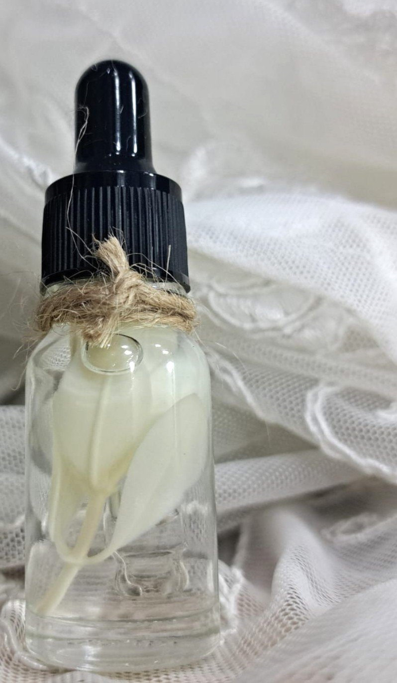 coconut oil ivory.jpg