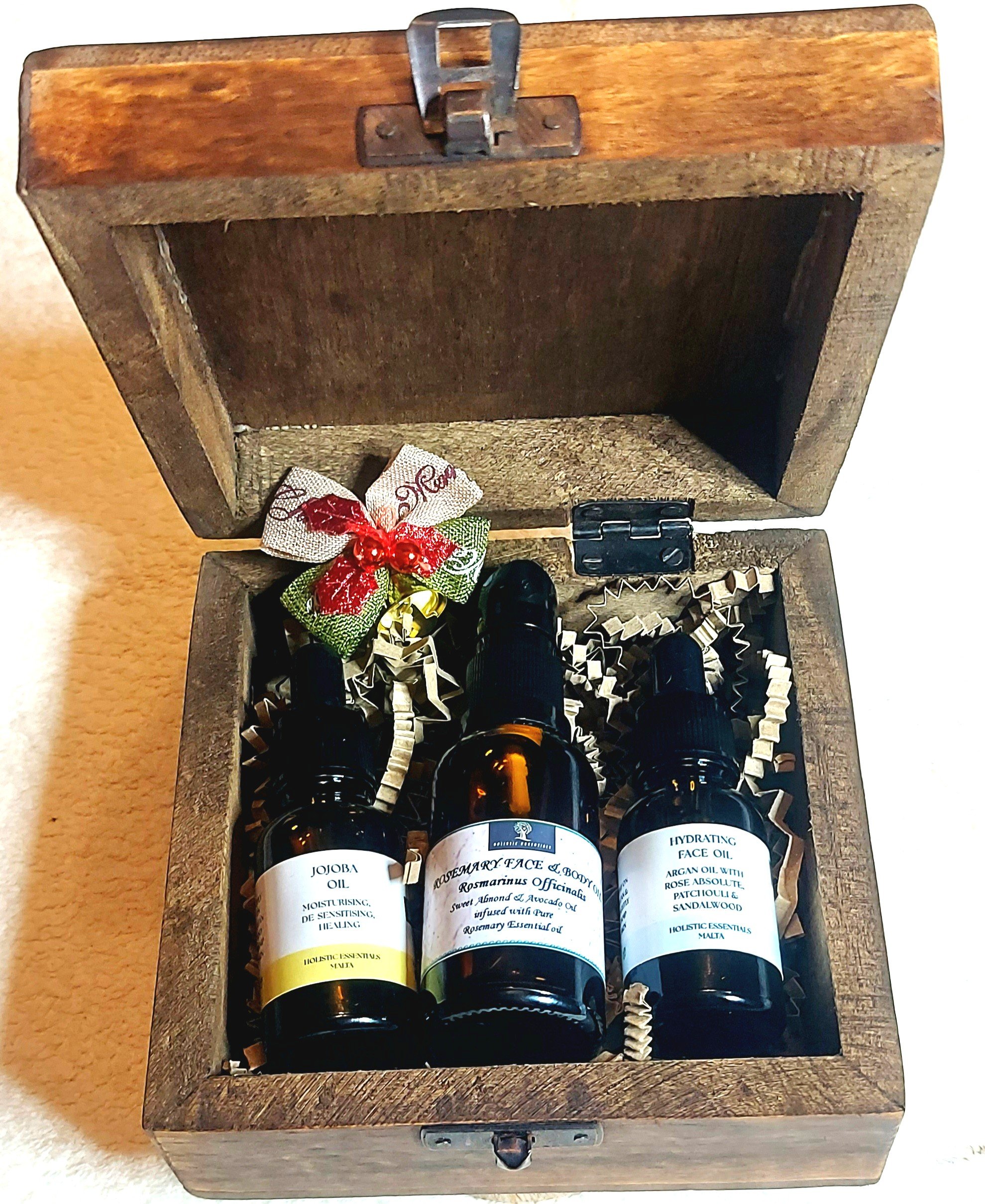 3 oils in im box small.jpg