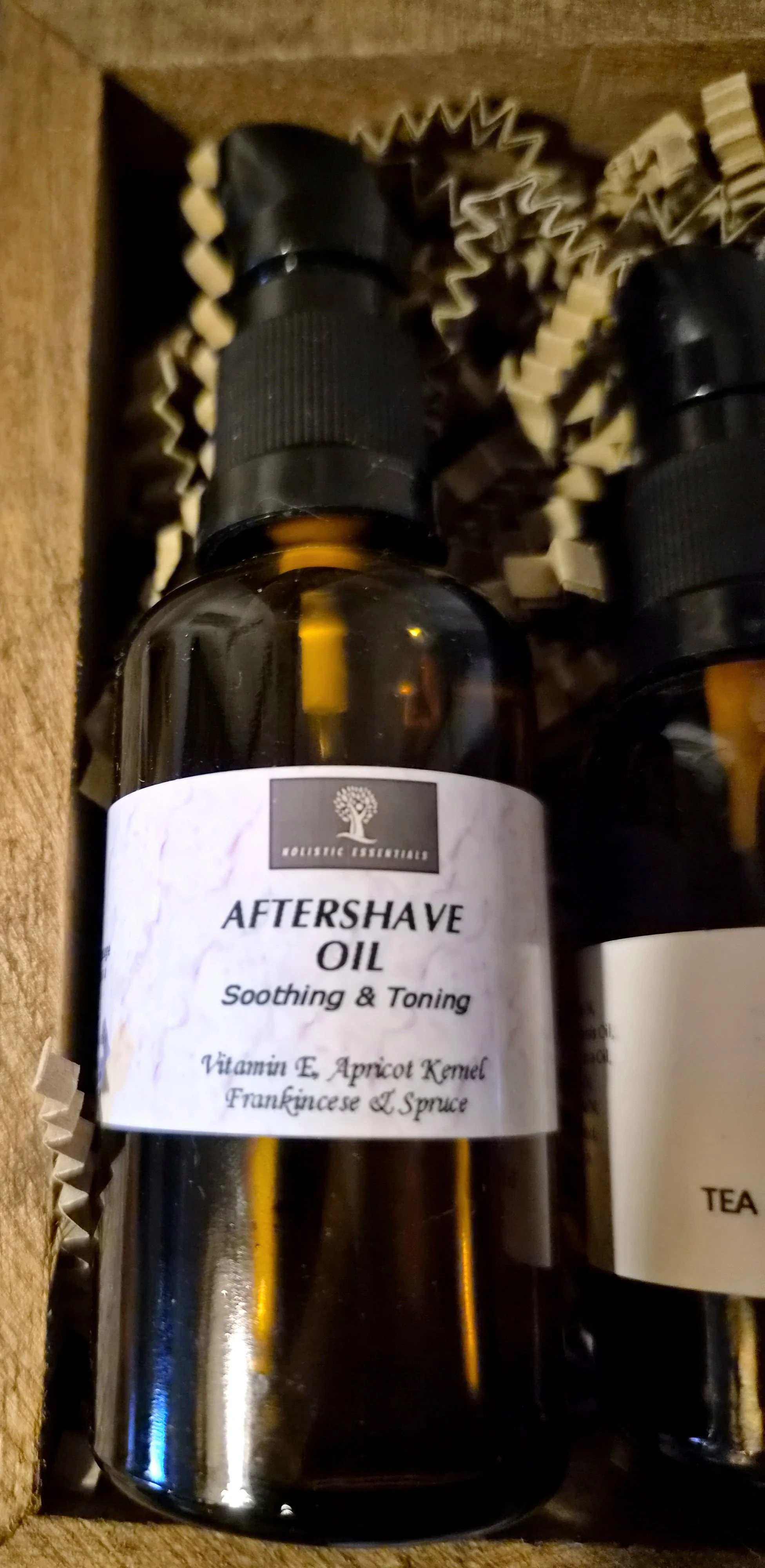 shaving set in ceramic box 3.jpg