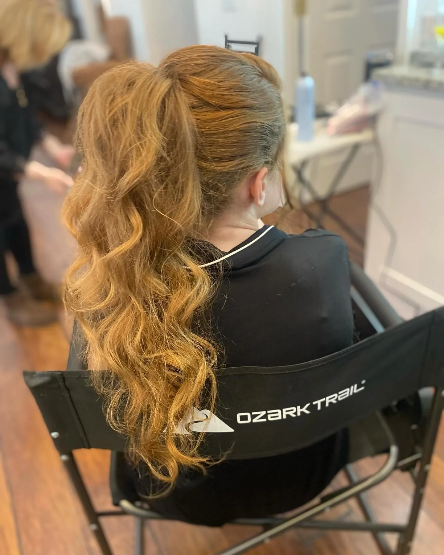 Channeling timeless elegance with this bridal hairstyle: a stunning fusion of long, curly locks cascading into a delicate half French twist. 

Perfect for the bridesmaid who wants to capture both sophistication and romance on her special day. 💍✨ #Br