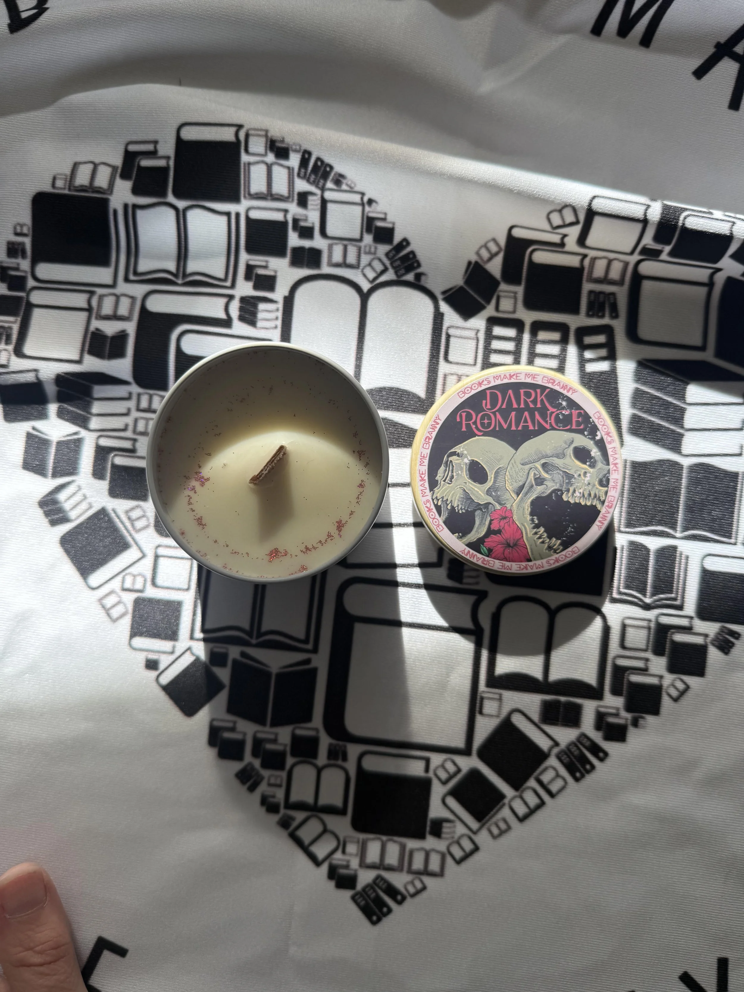 Dark Romance Candle