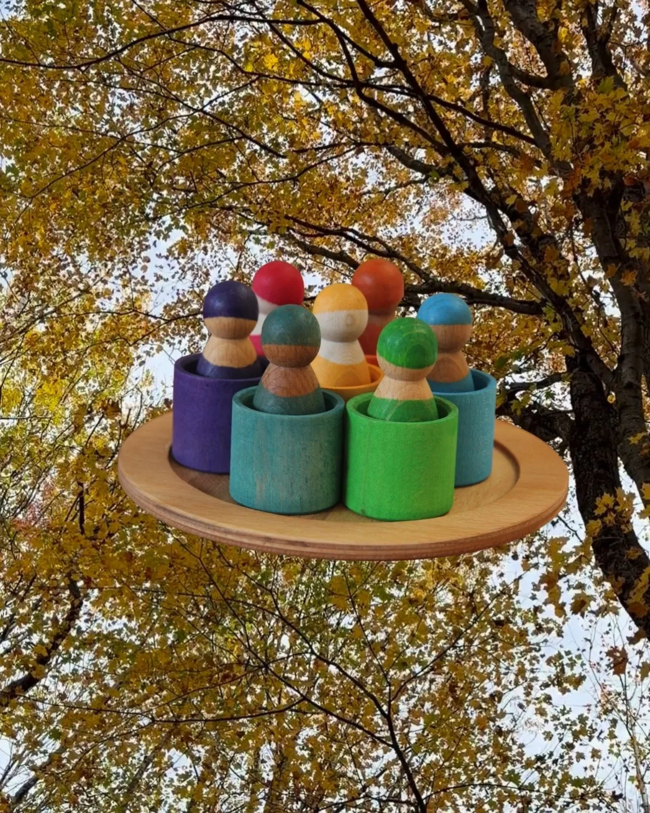 🎶 A few of our favourite things&hellip;
From wooden Nins to stacking boats,
To tiny hands and dreams that float.
These are the toys our tiny members adore.
Join the toy library, and play so much more 💛

#circulareconomy #mtl #mtlkids #waldorf #mtlm