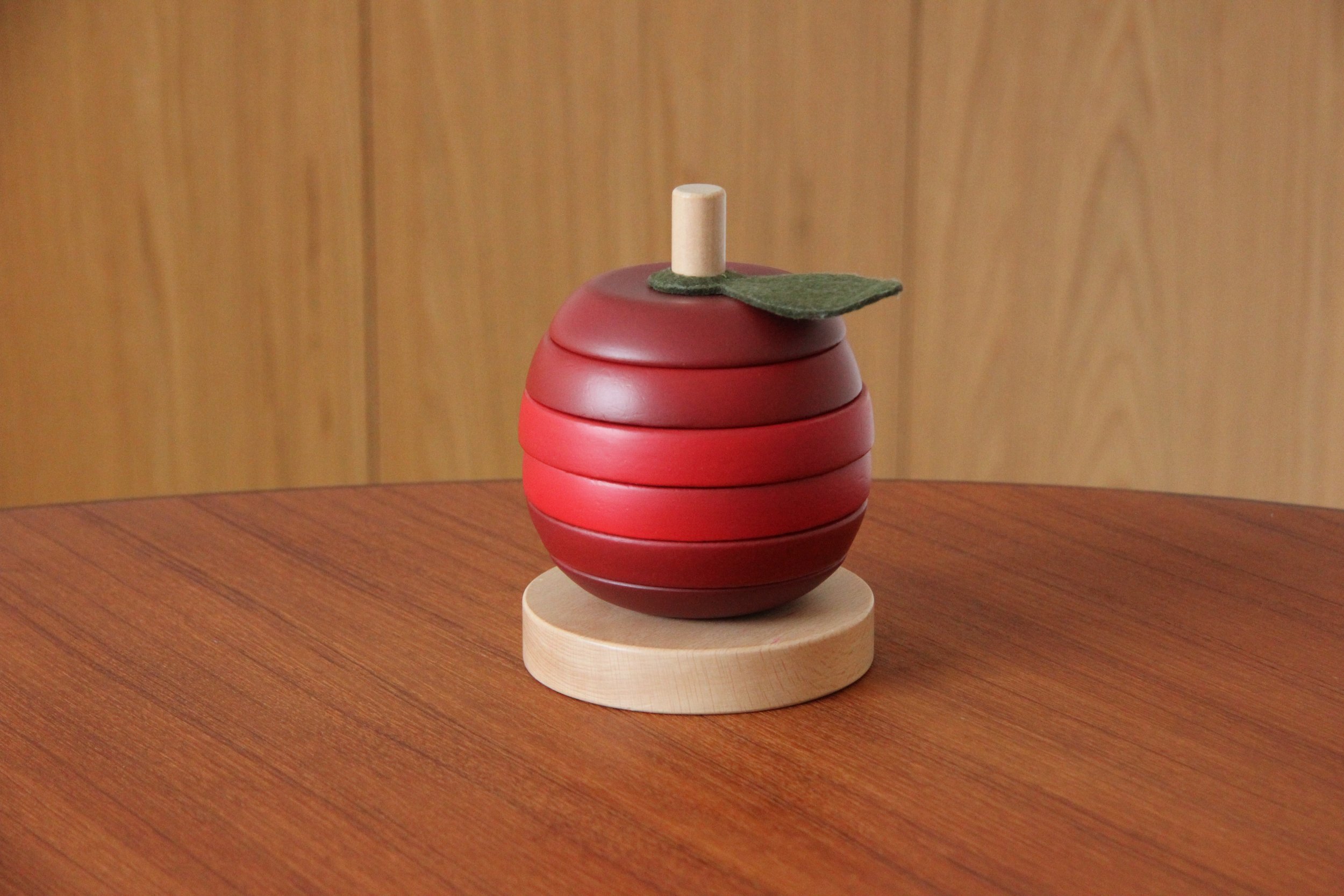 Stackable Apple