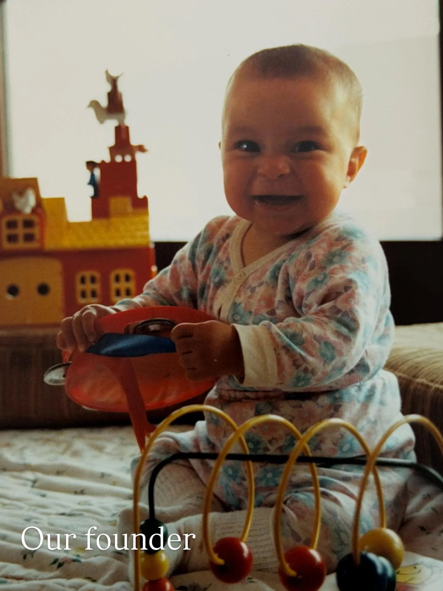 A small but mighty team of one (and wearer of multiple hats) 🎩✌️