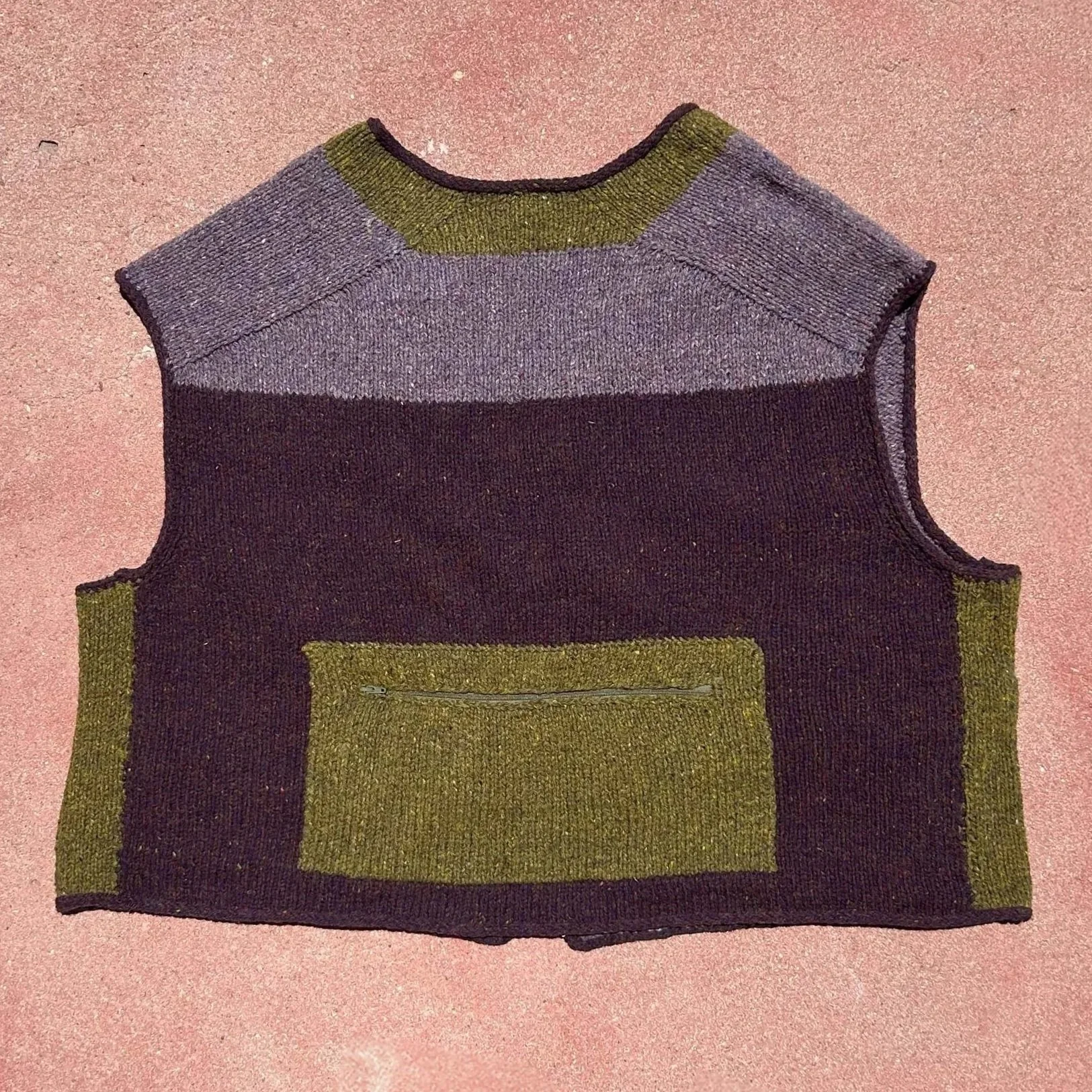 Collectors Vest (coming late summer 2026)
Yarn: Jill Draper Makes Stuff Kingston Tweed