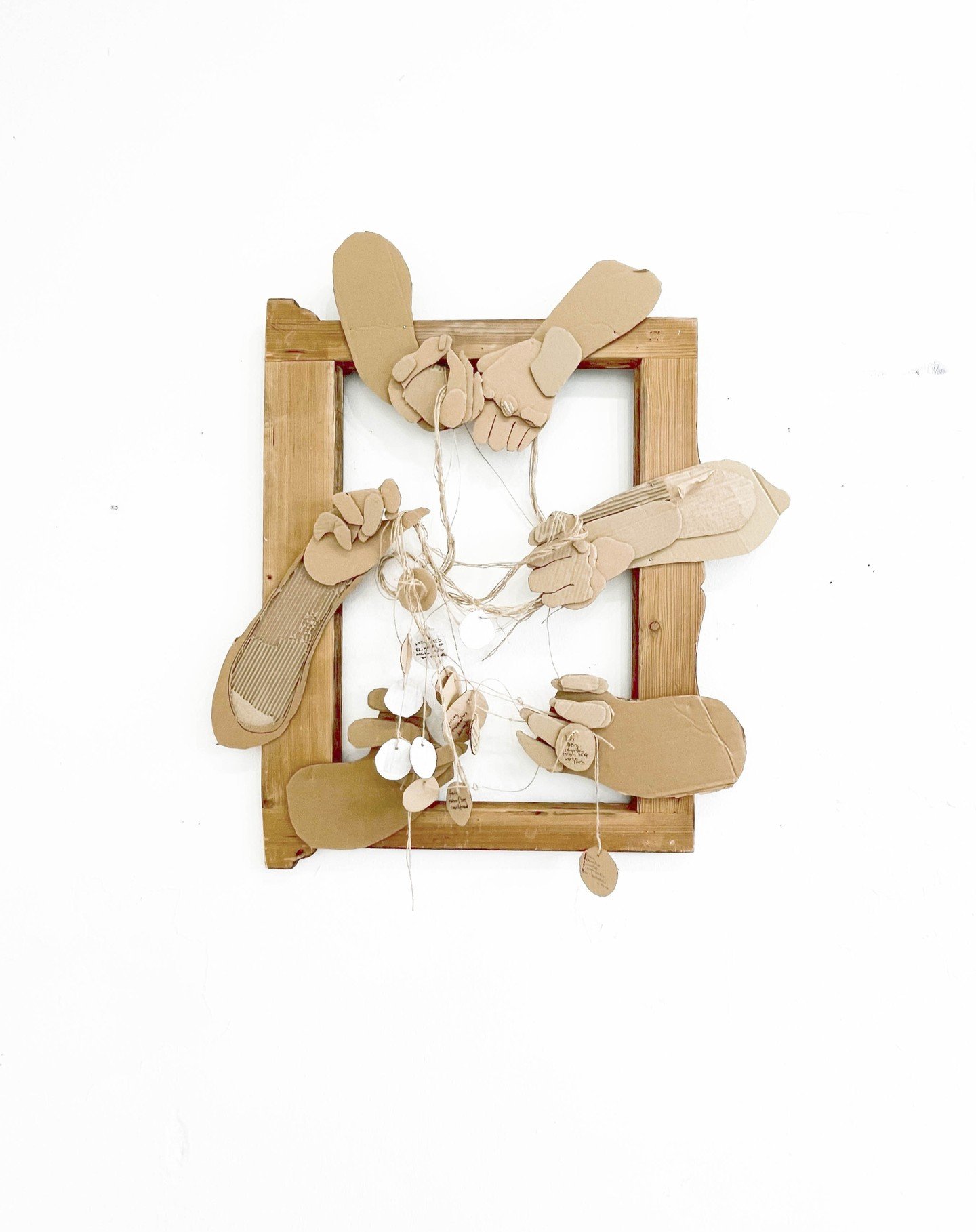 What do you hold on to?

Cardboard, nails, cord, marker
60 cm x 80 cm
2024

Coming with answers collected online or in conversation, this work invites the audience to contribute their own answers on the cards and go through other people's contributio