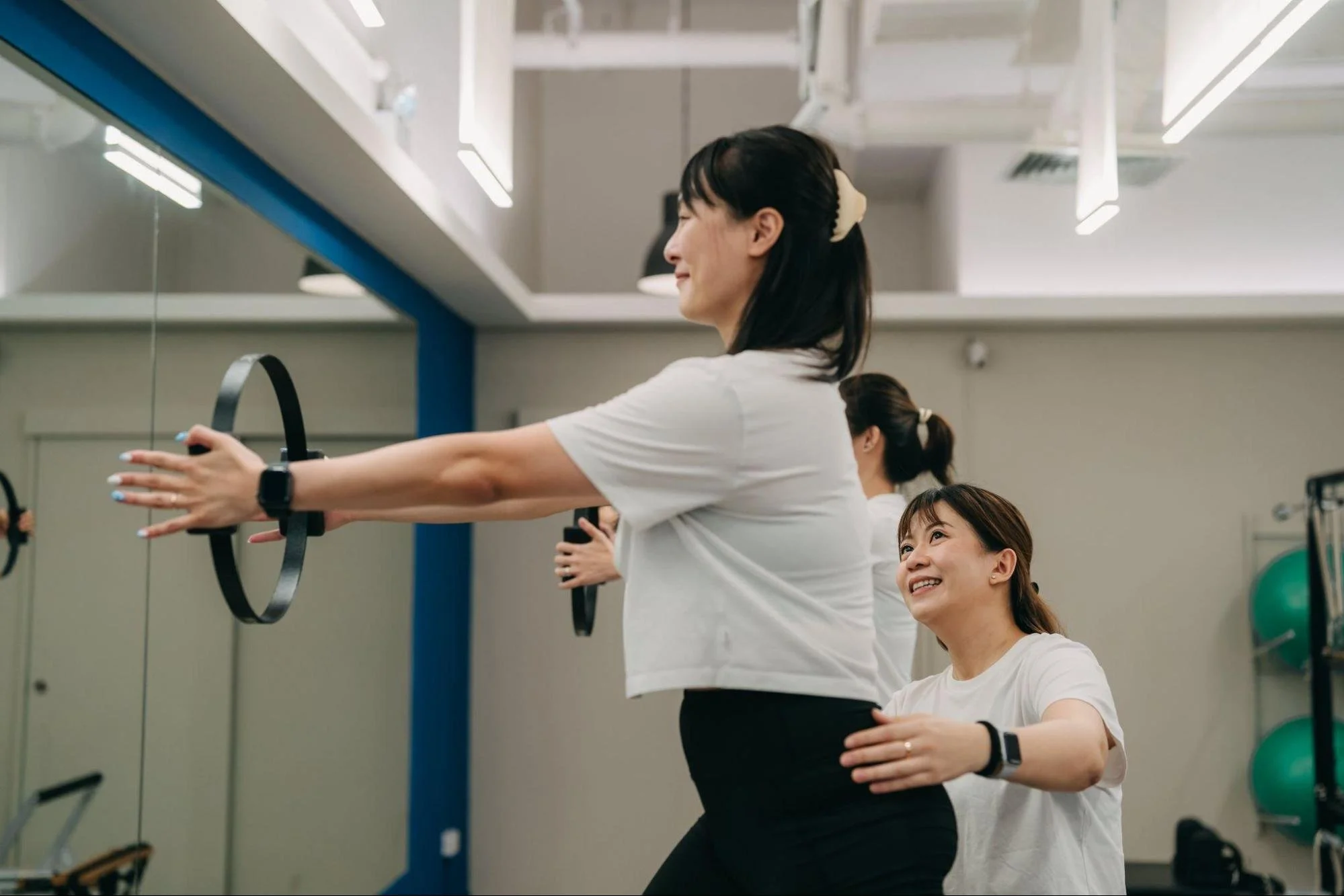 How to Strengthen the Pelvic Floor: Pilates for Weak Pelvic Floor Muscles