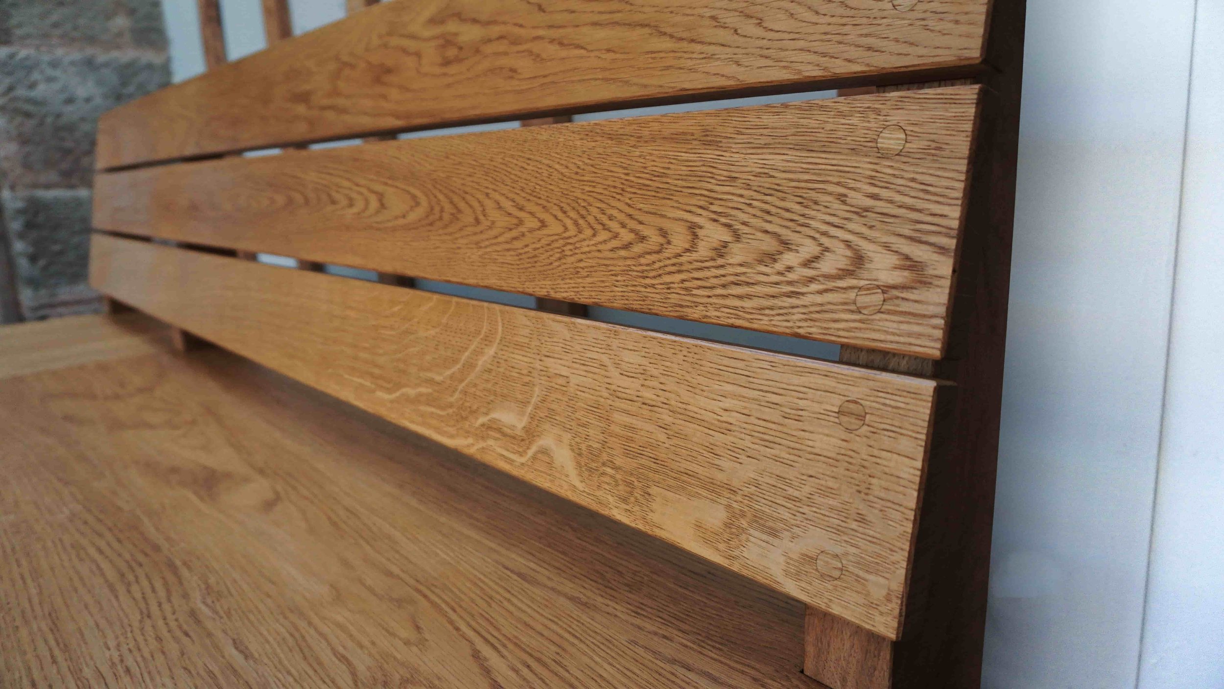 outdoor corner bench solid oak 5.jpg