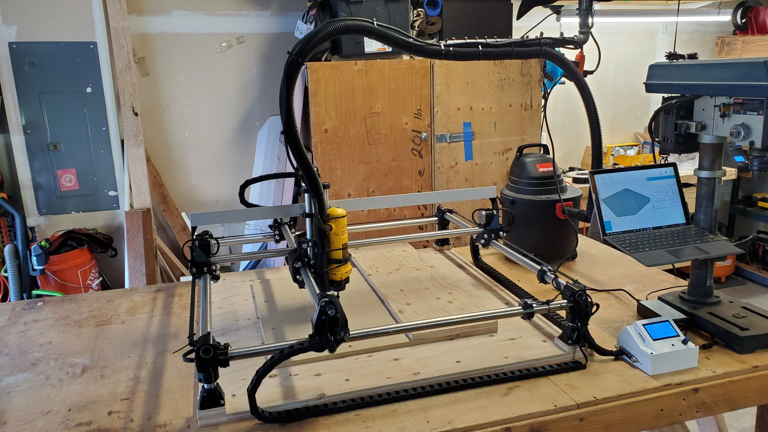 My first CNC machine. Very DIY and many 3D printed components