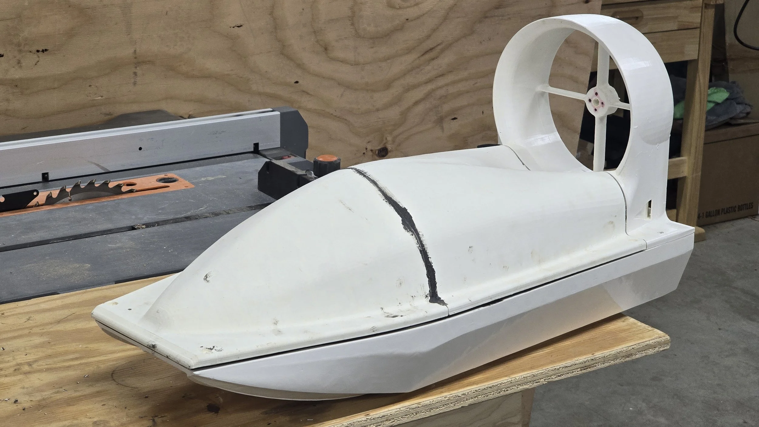 3D printed R/C airboat to test hydrofoil designs