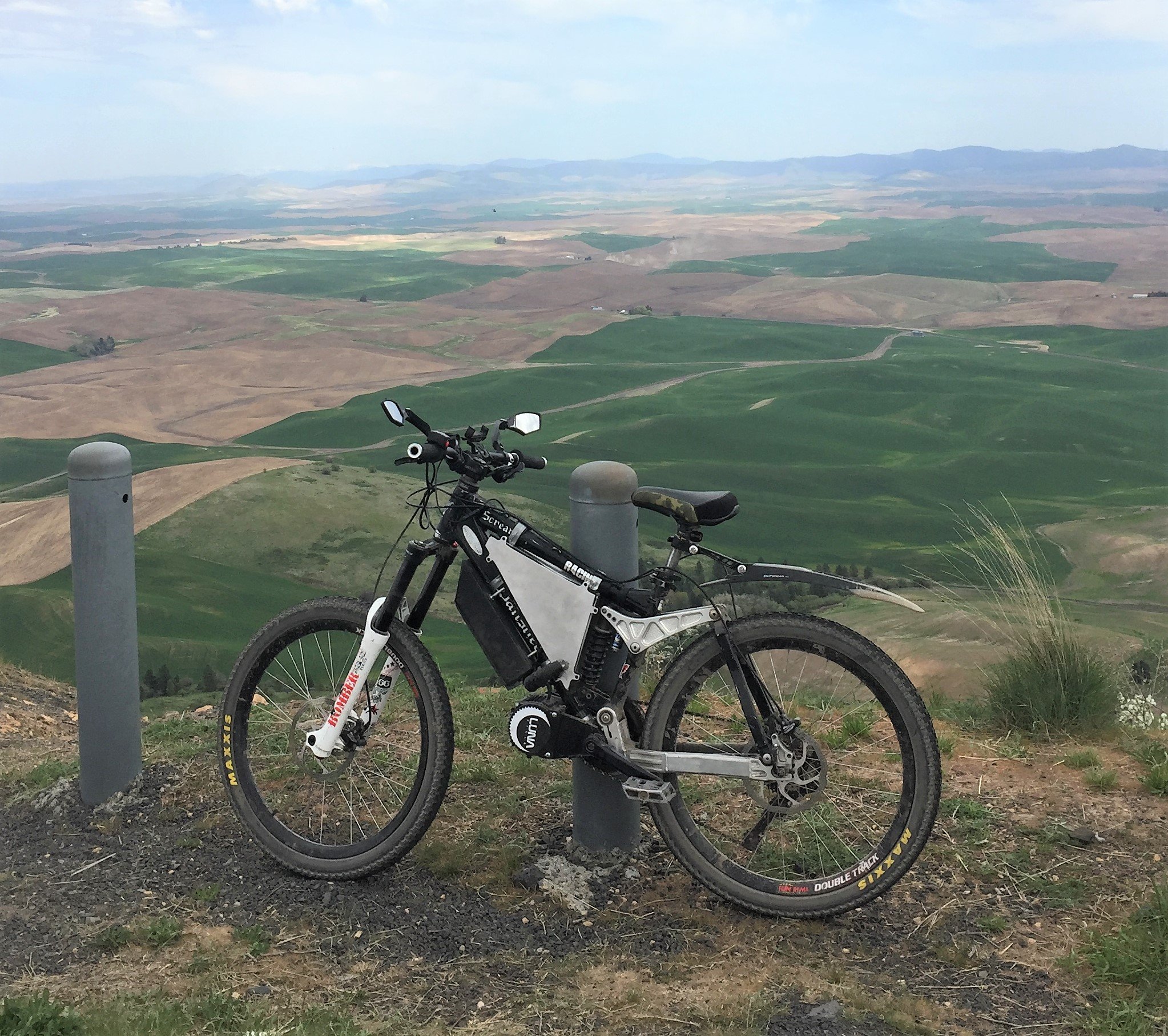 The finished bike on top of Steptoe butte, WA
