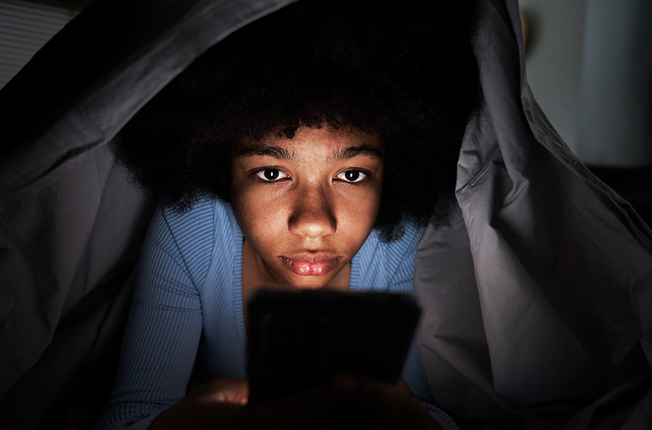 Digital Dependency or Creative Freedom: The Choice Shaping Your Child’s Brain