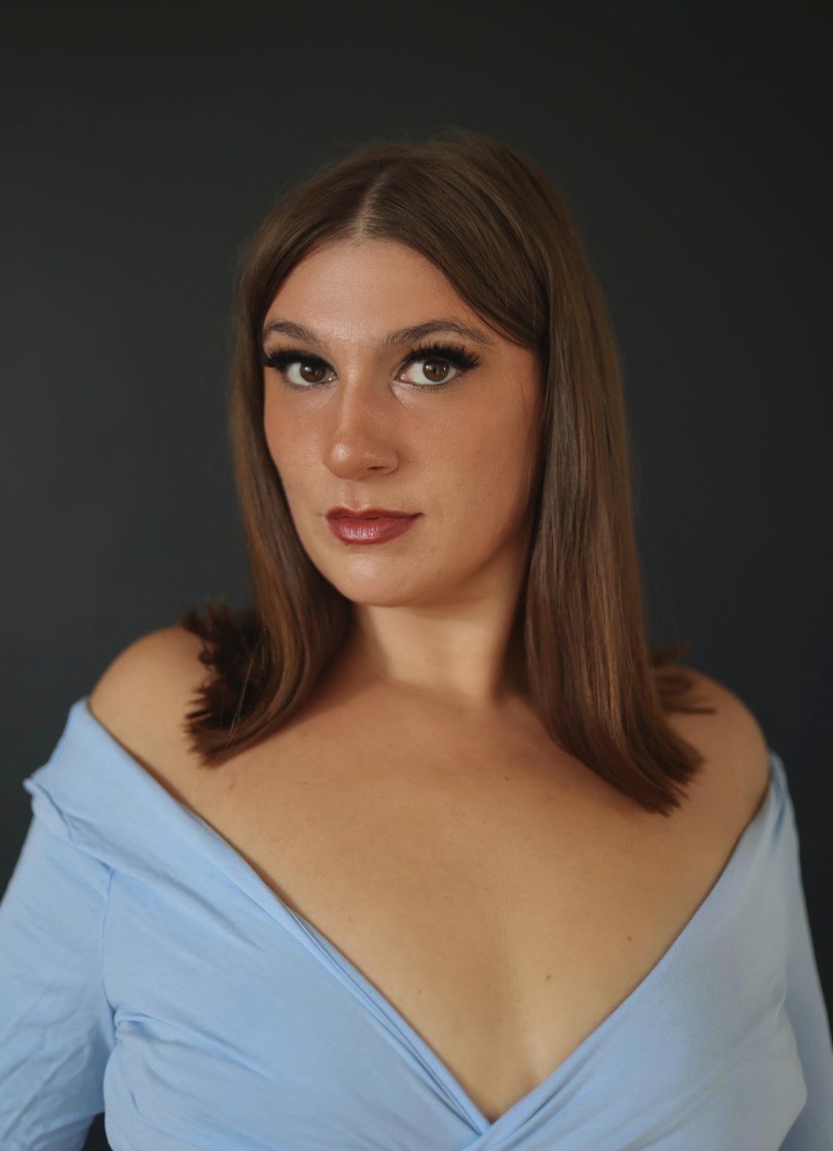 Facetune_15-06-2025-16-01-53.jpeg